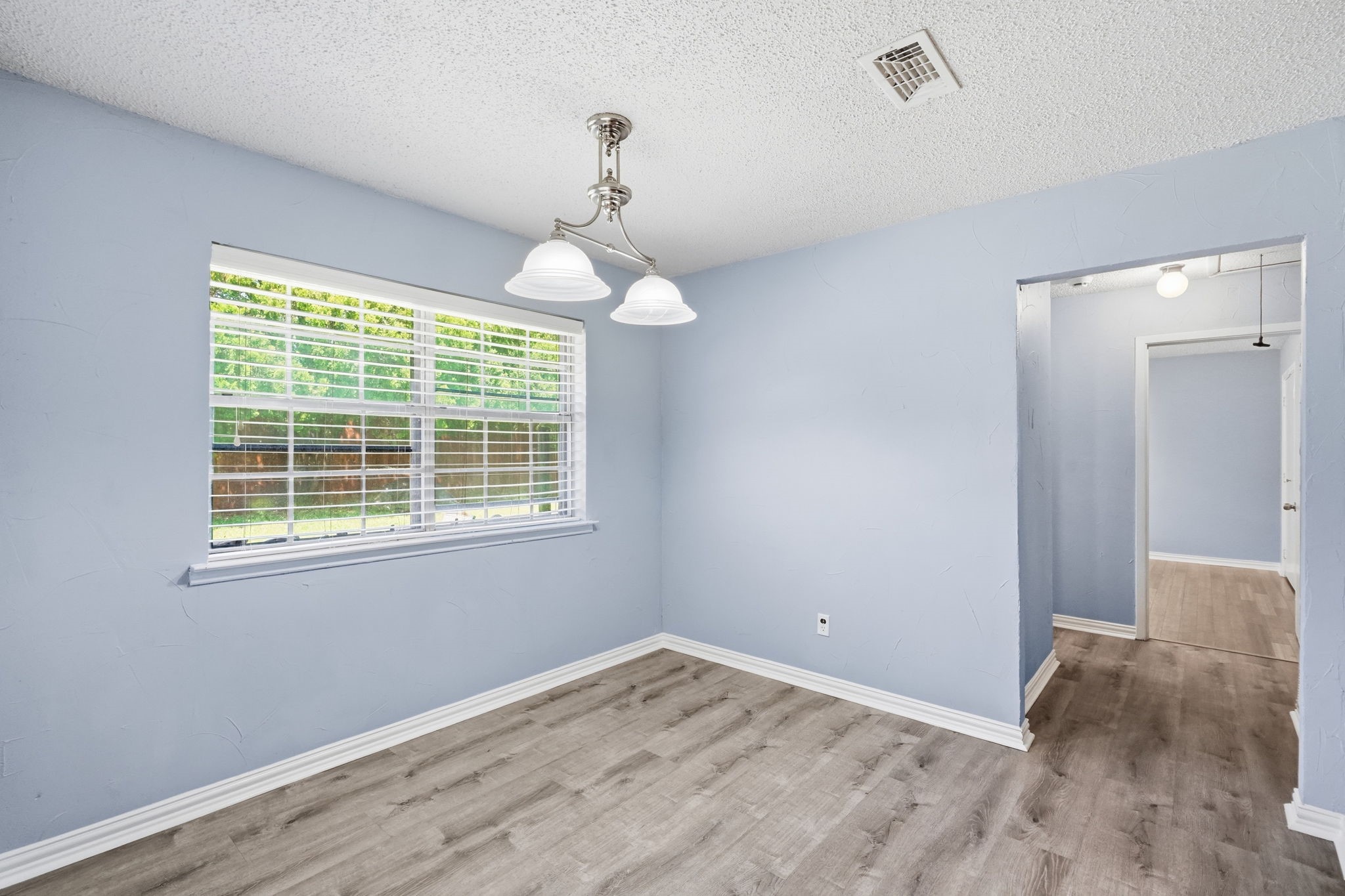 2202 Canyonwood Drive
