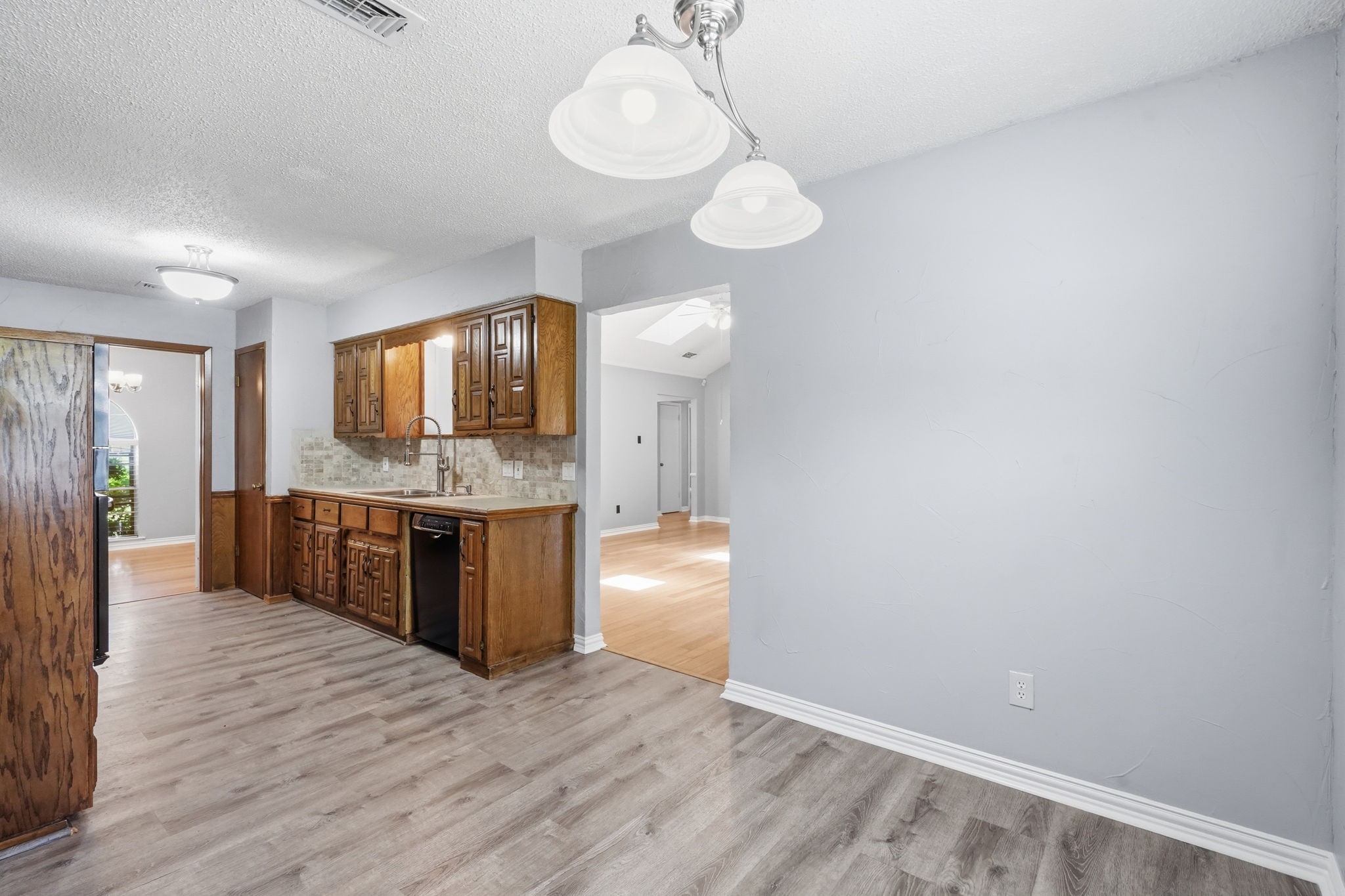 2202 Canyonwood Drive