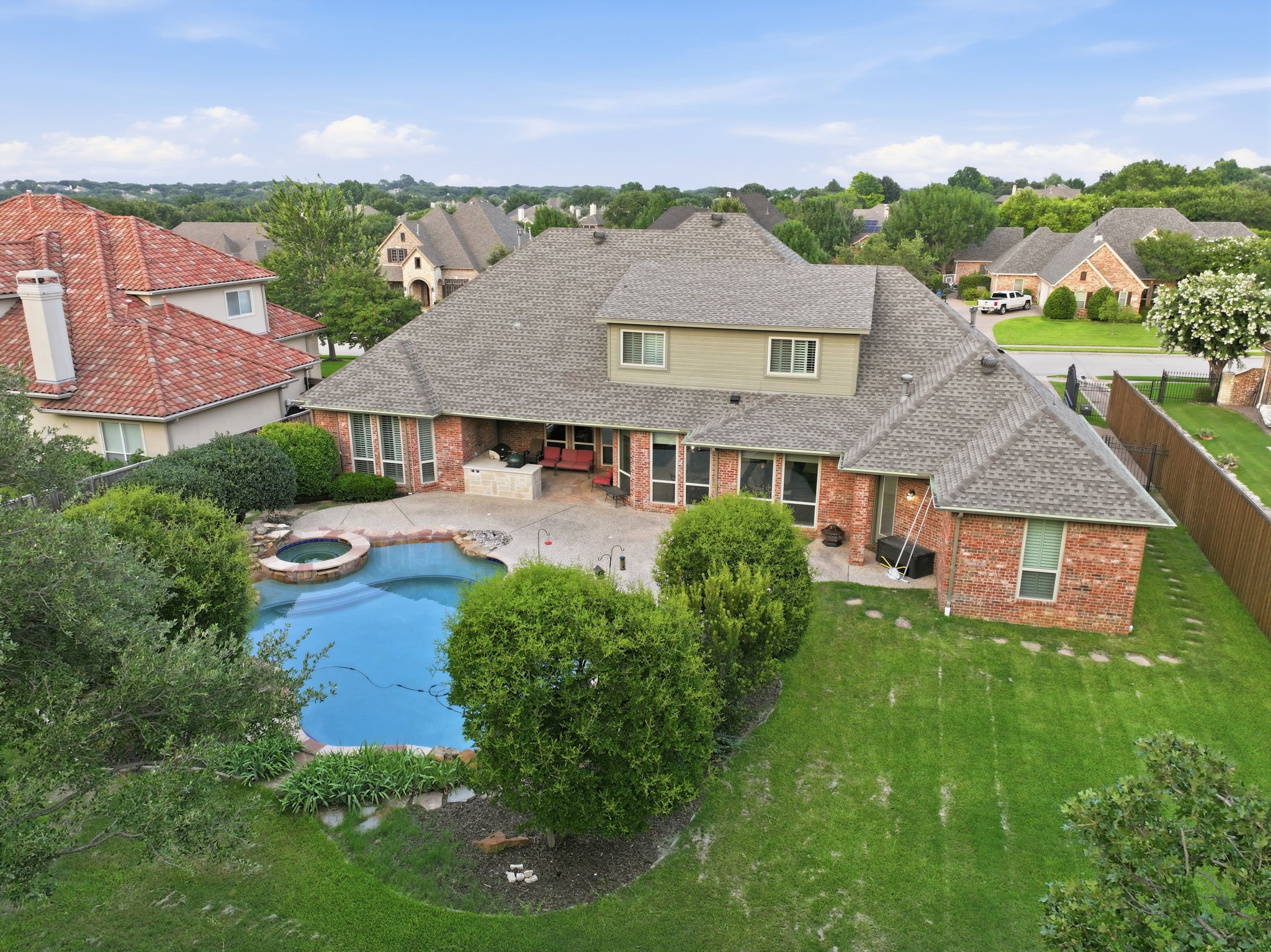1016 Meandering Woods Drive