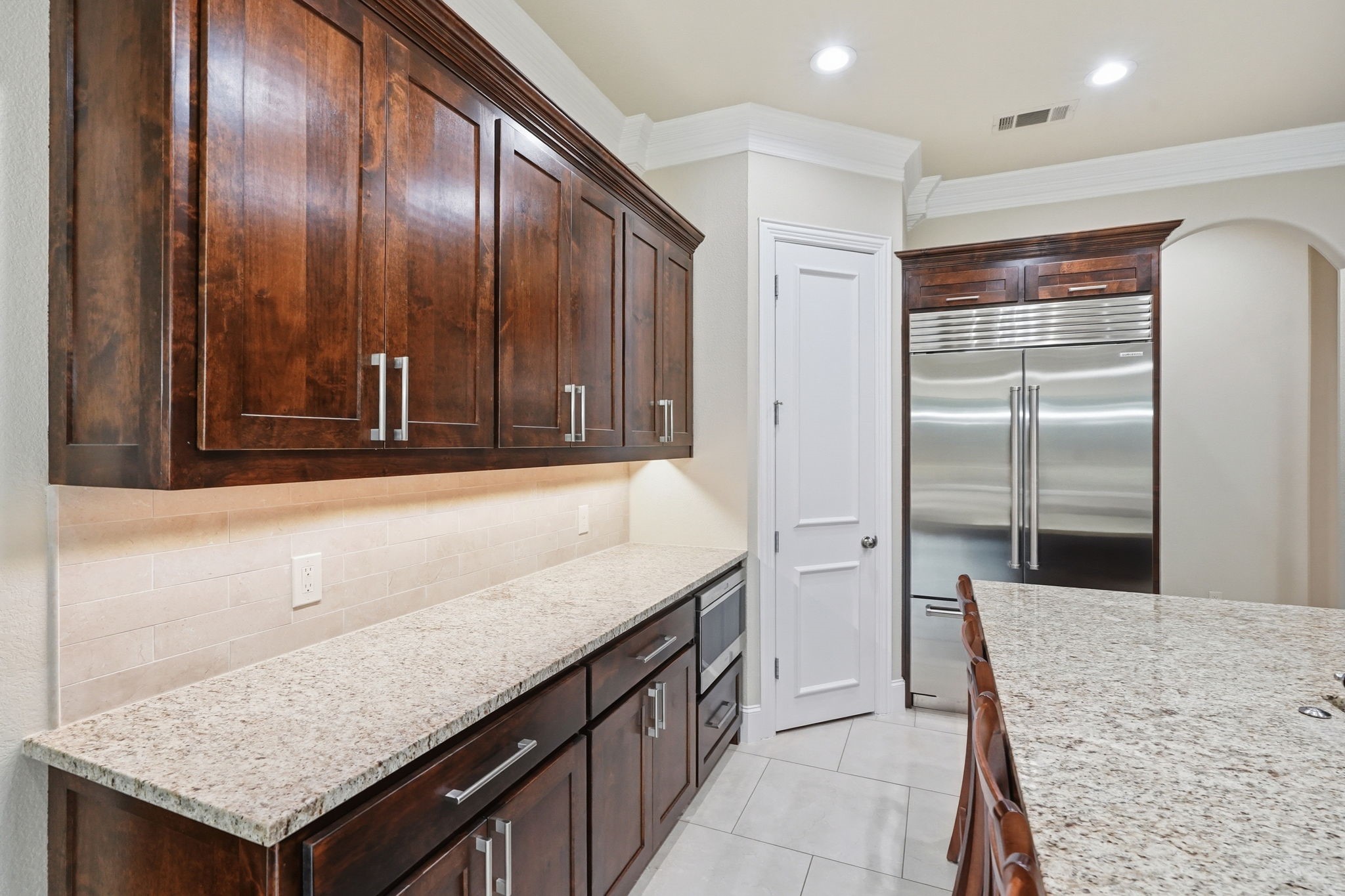 1016 Meandering Woods Drive