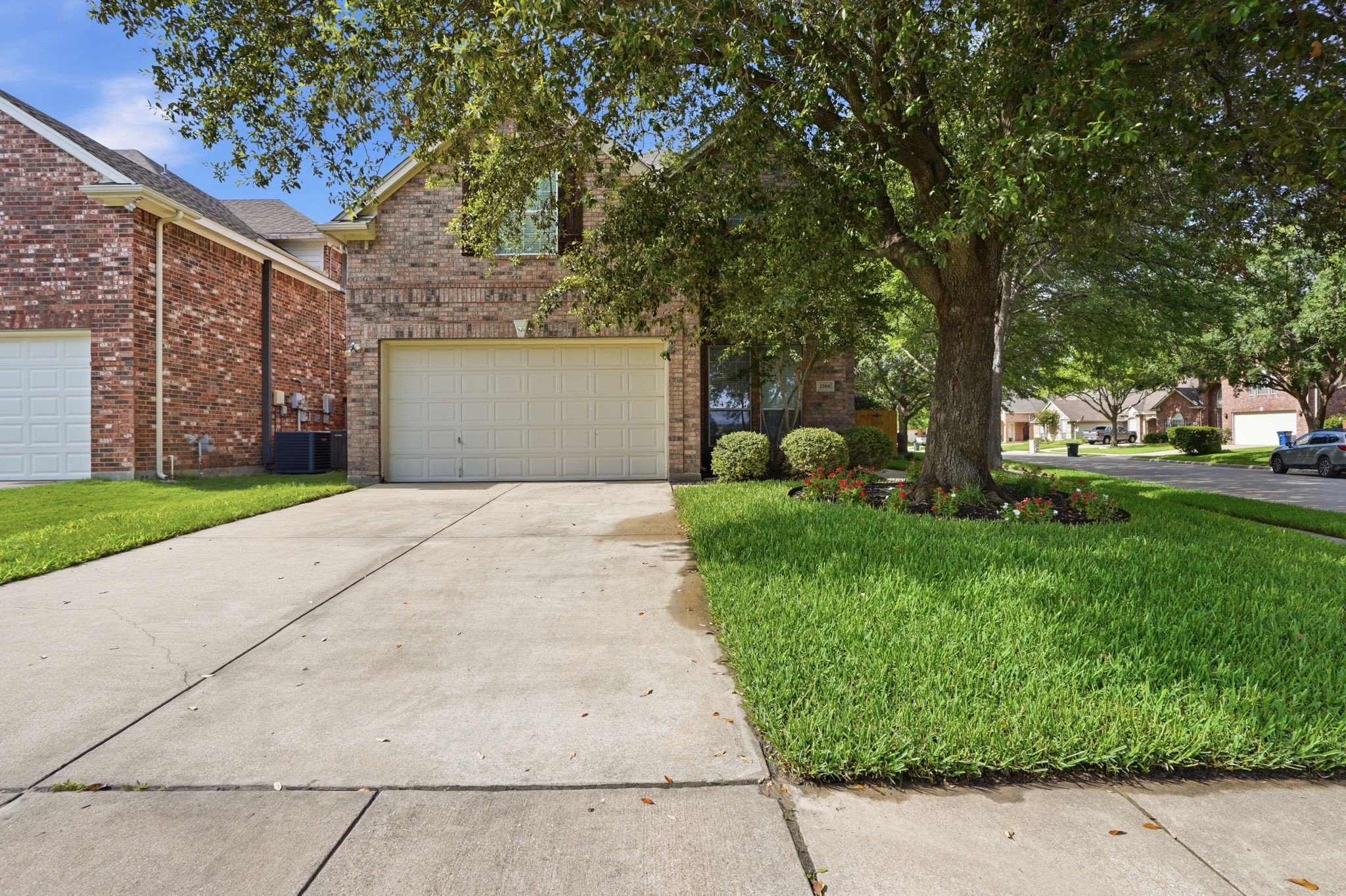 2500 Lakewood Court
