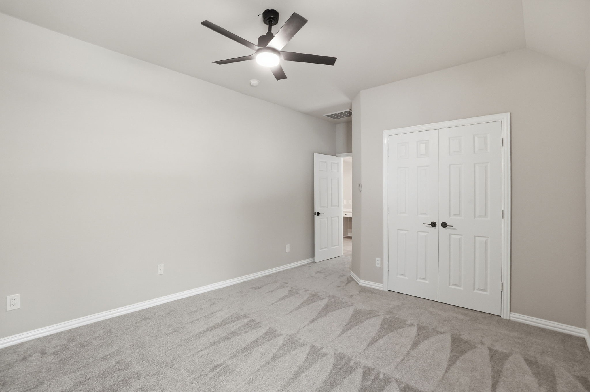 2500 Lakewood Court