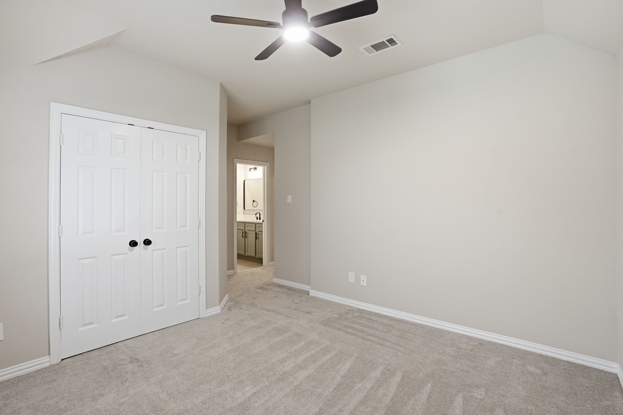 2500 Lakewood Court