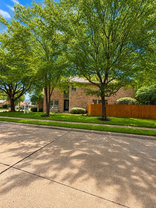2500 Lakewood Court