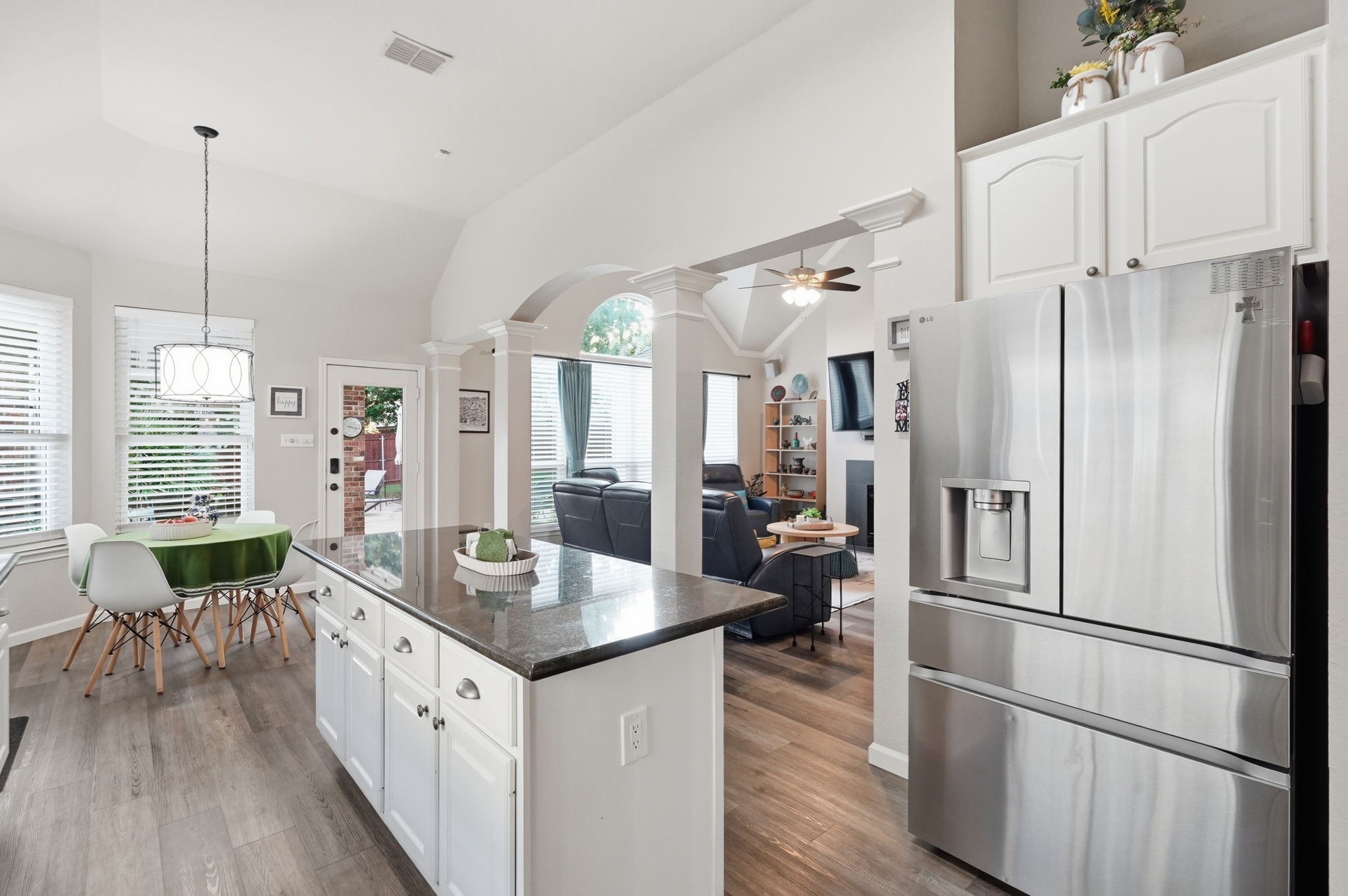 1616 Suncrest Drive
