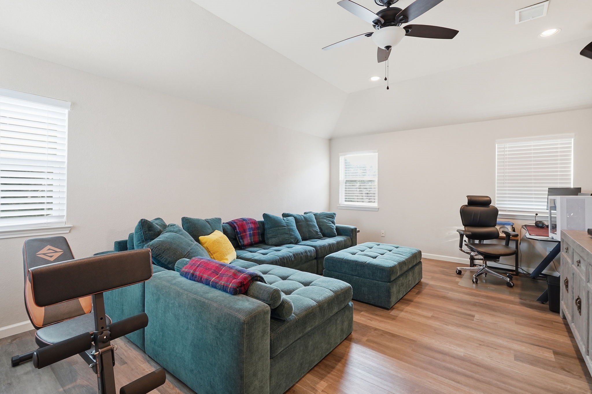 1616 Suncrest Drive