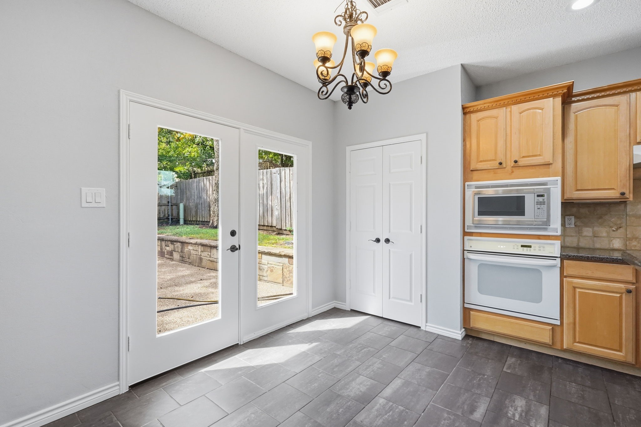 3517 Paint Brush Lane