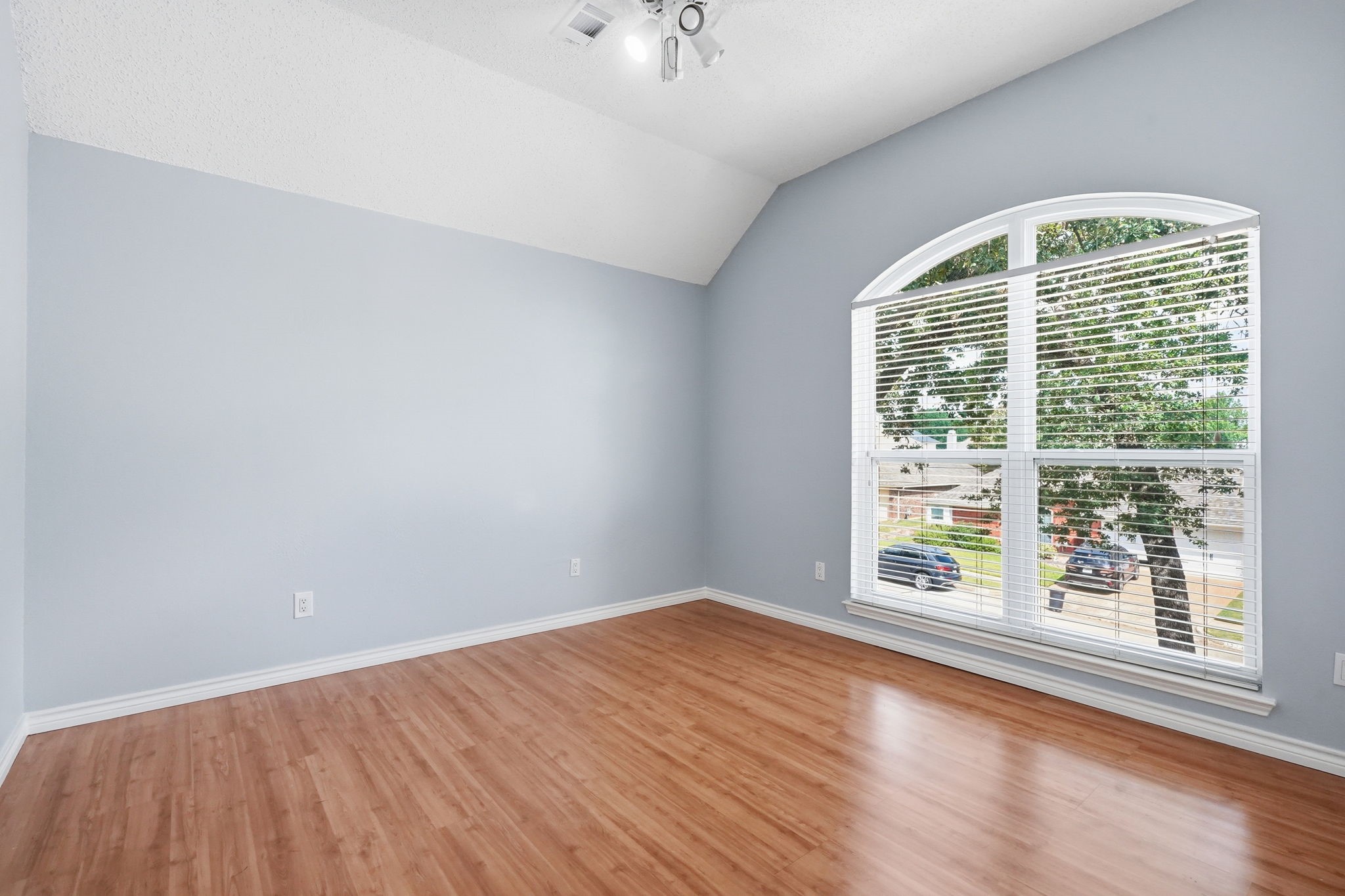 3517 Paint Brush Lane