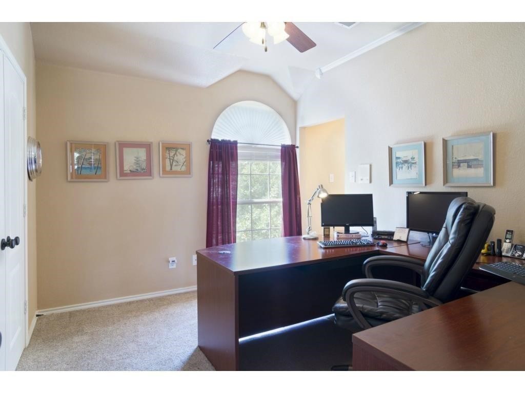 213 Longview Court