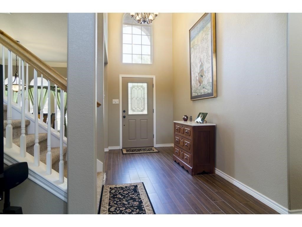 213 Longview Court