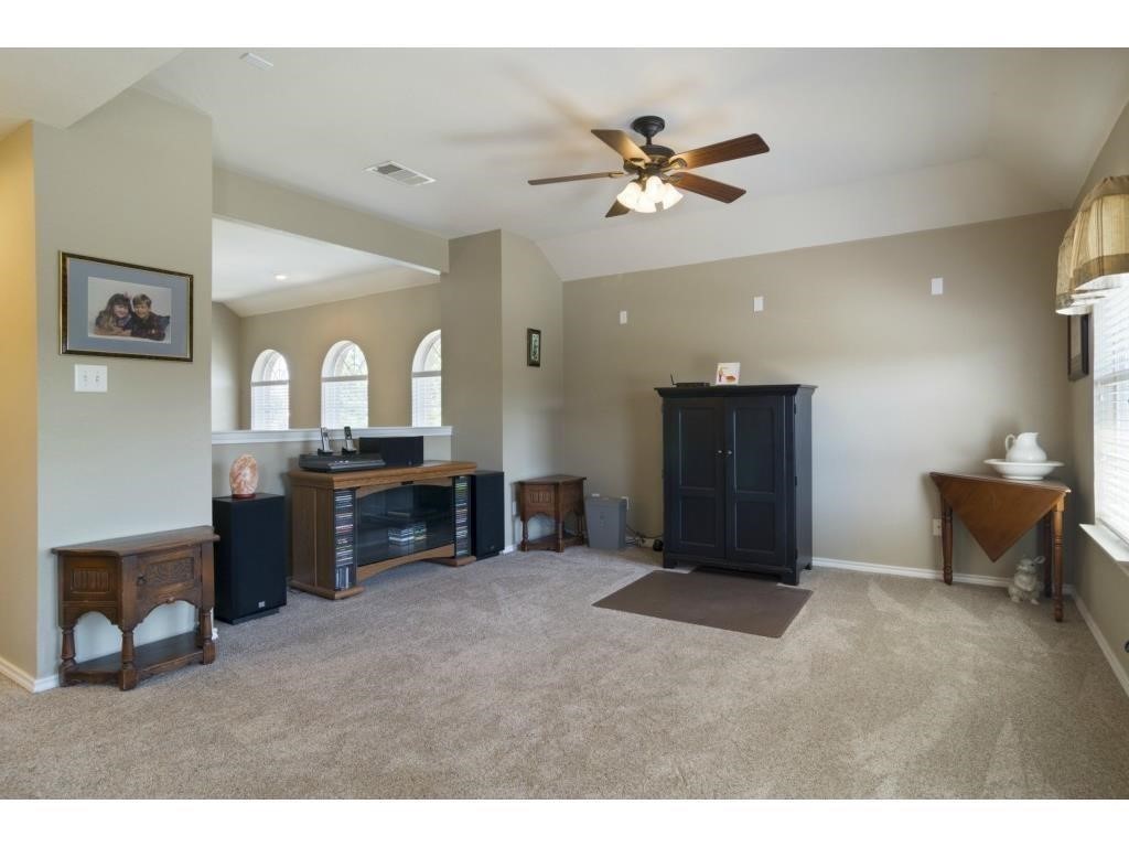213 Longview Court