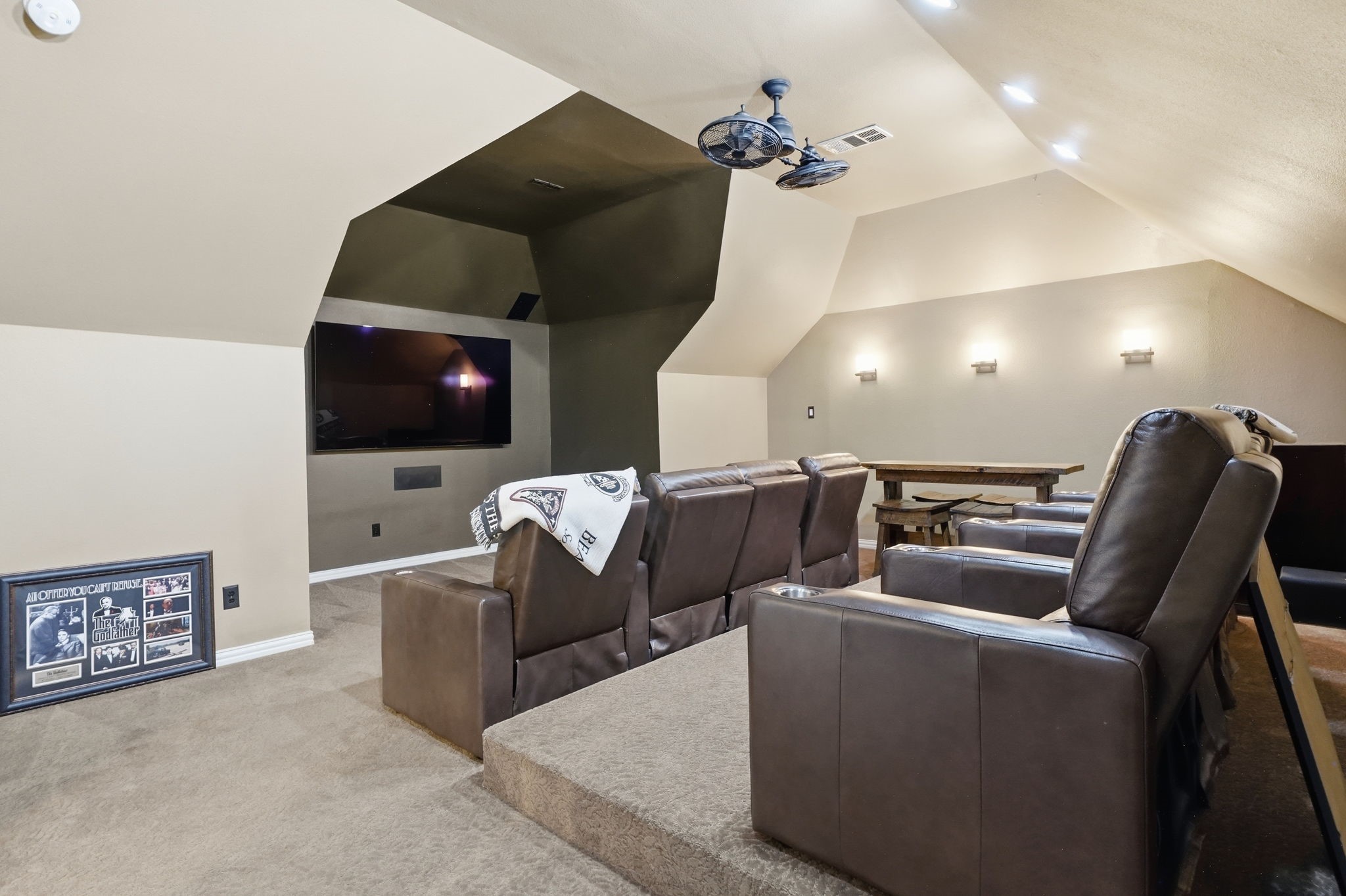 809 Weybridge Lane