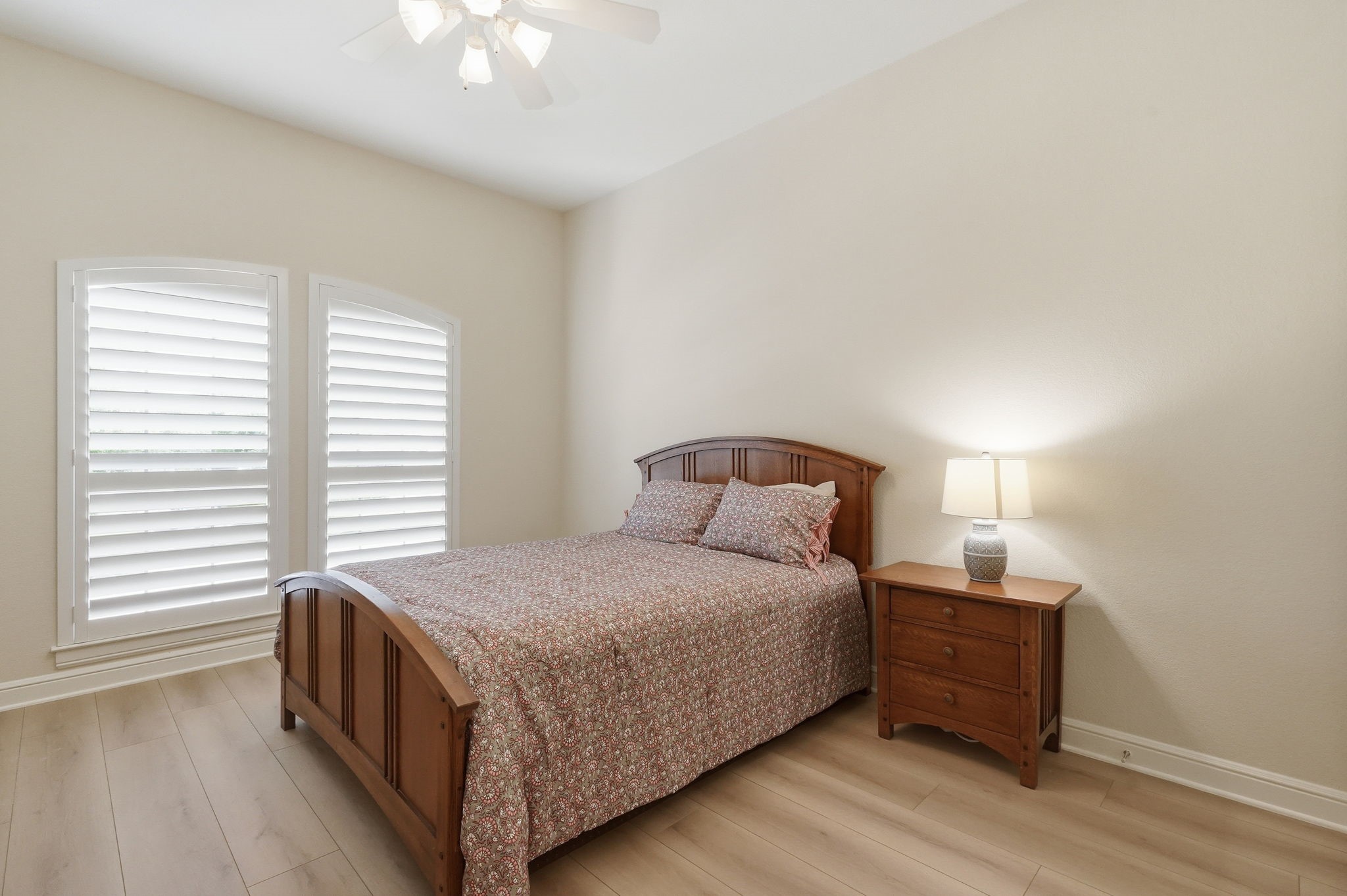 2312 Bridgewood Drive