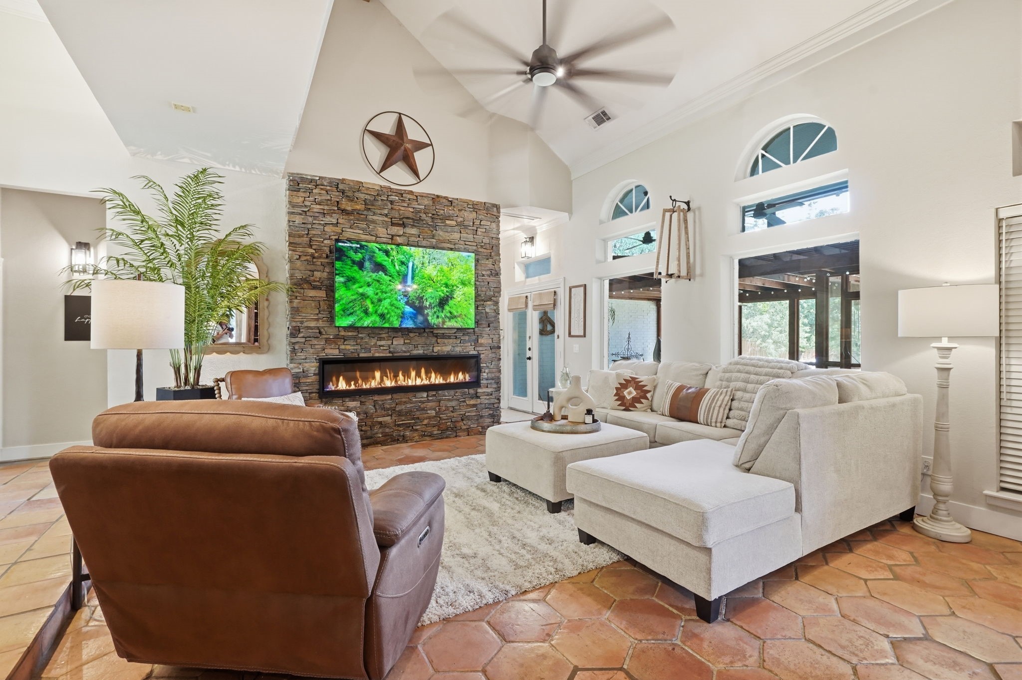 1244 Johnson Road