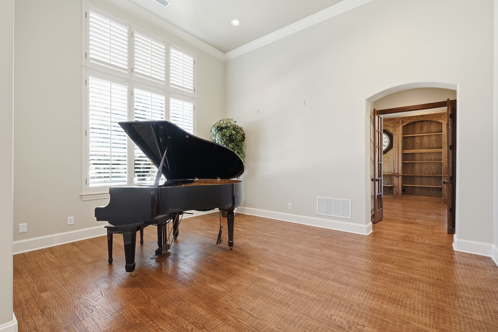 901 Sandy Trail