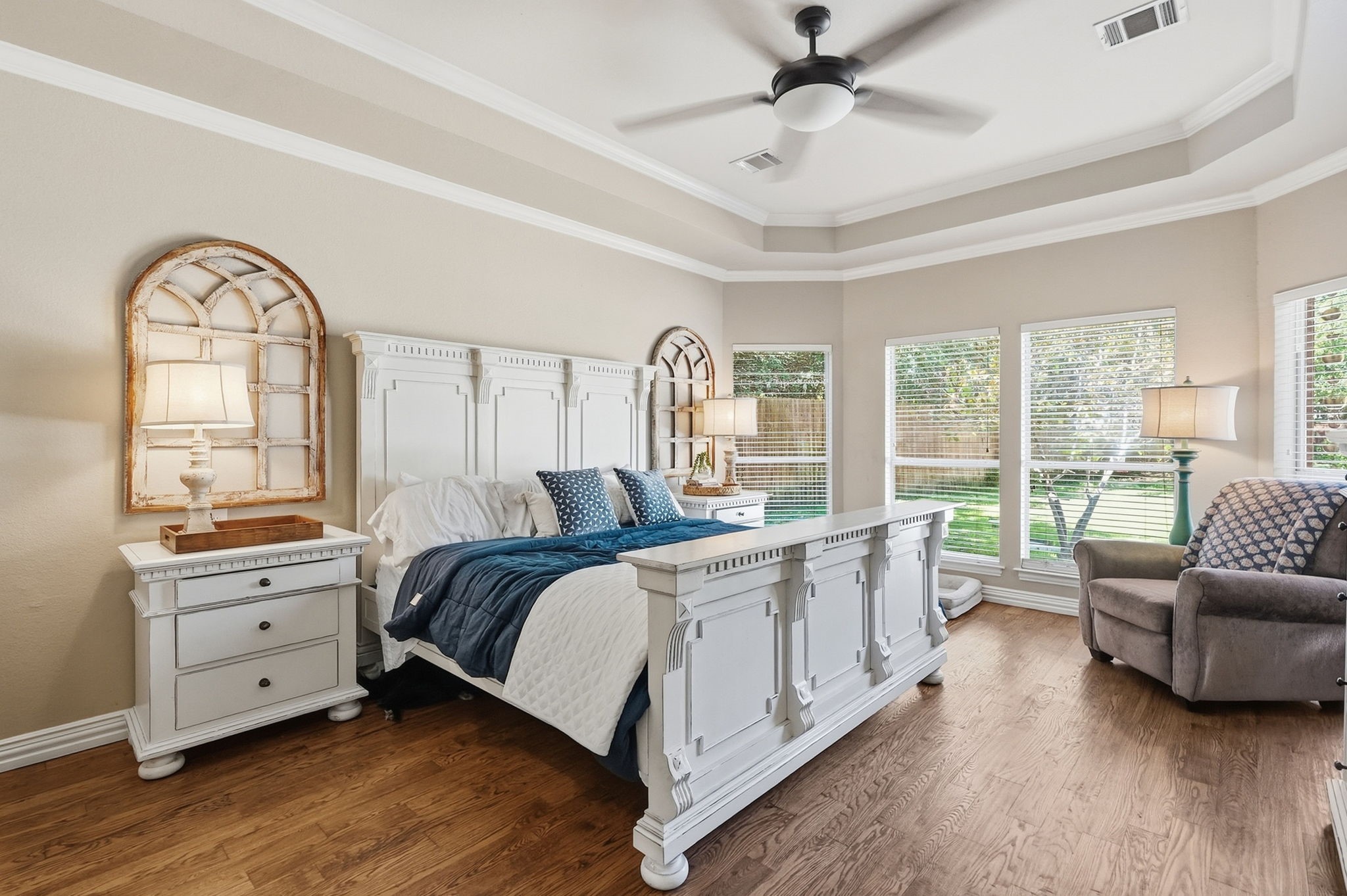 402 Southridge Lakes Parkway