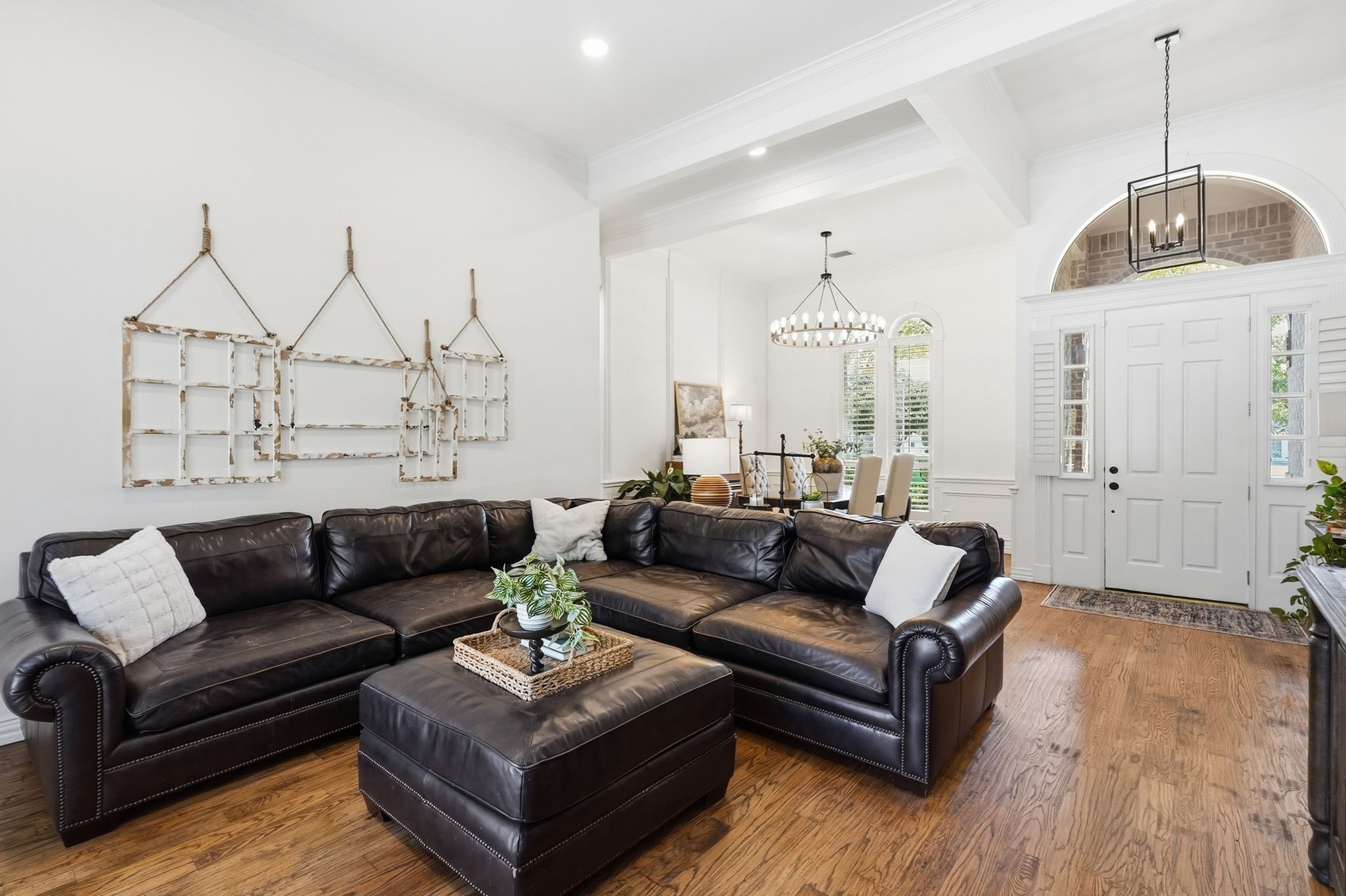 402 Southridge Lakes Parkway