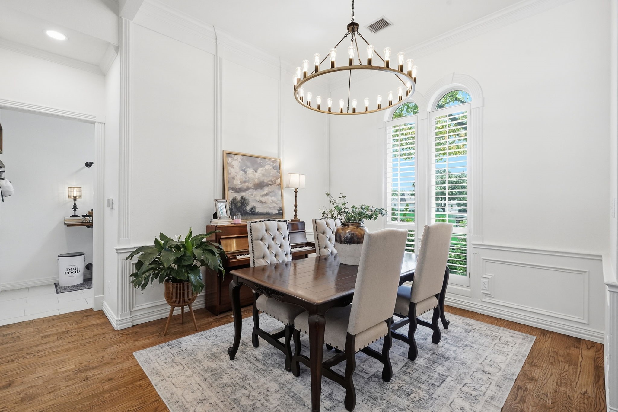402 Southridge Lakes Parkway