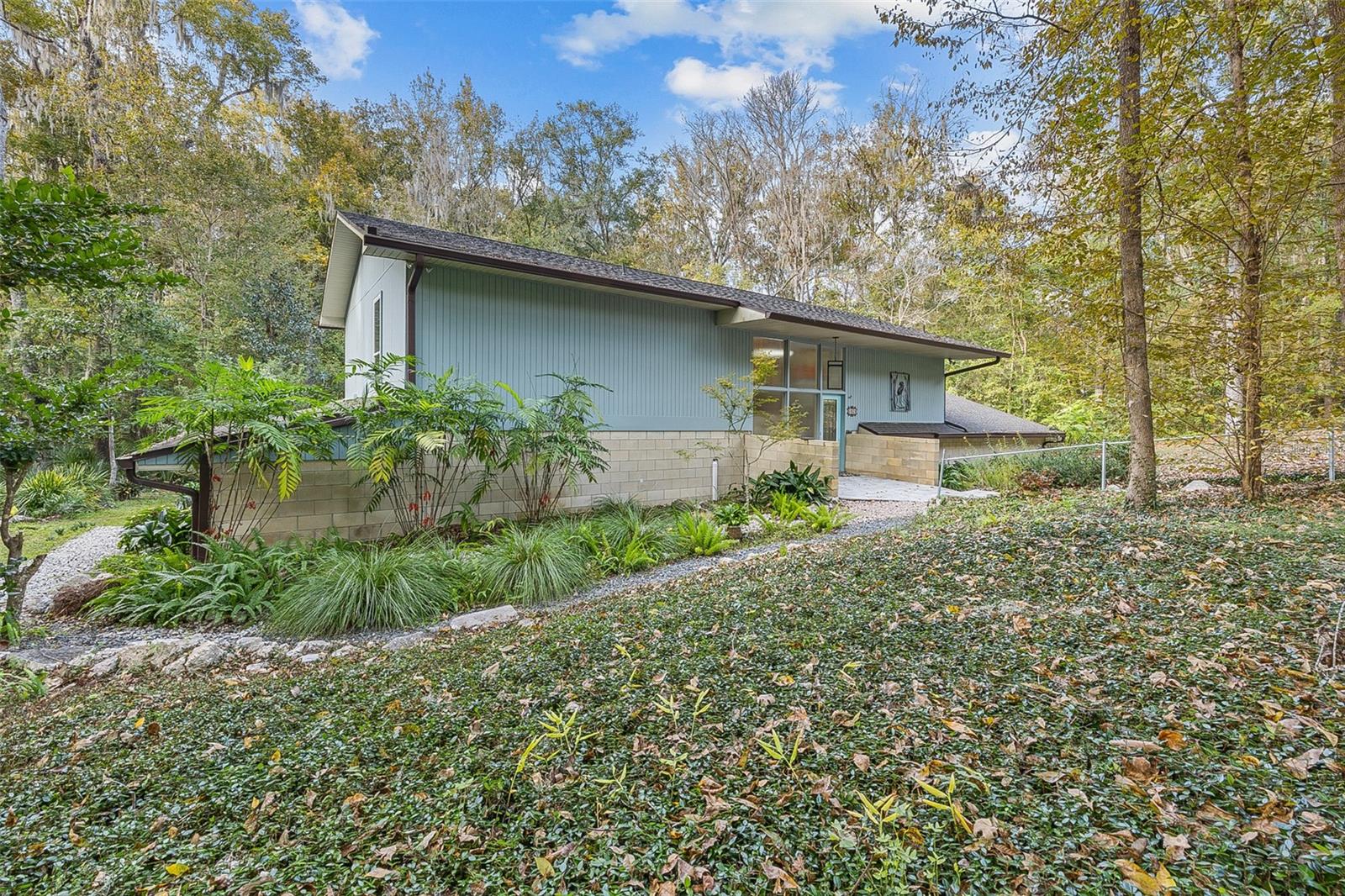 1920 NW 24TH ST