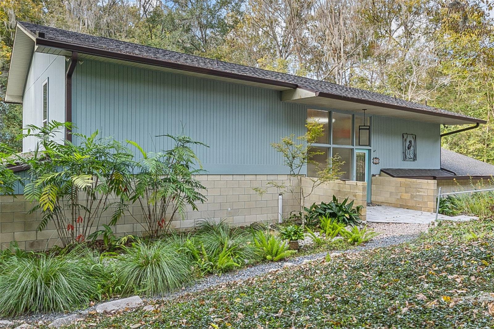 1920 NW 24TH ST
