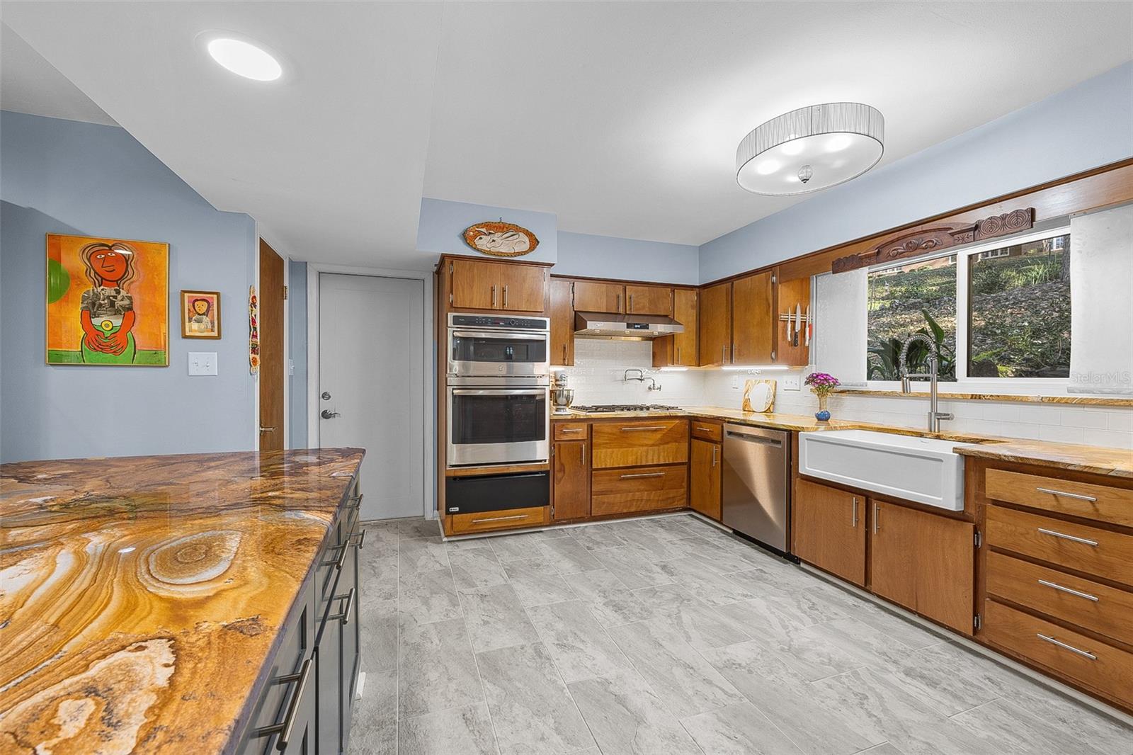 1920 NW 24TH ST