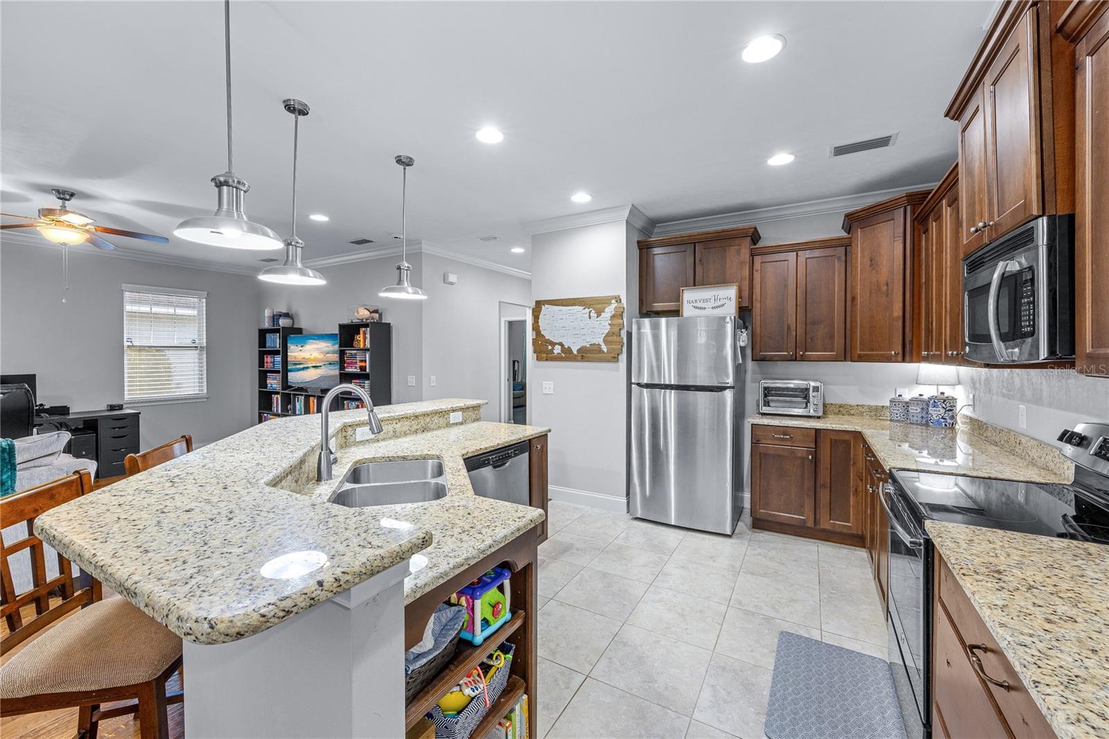 16571 NW 194TH TER