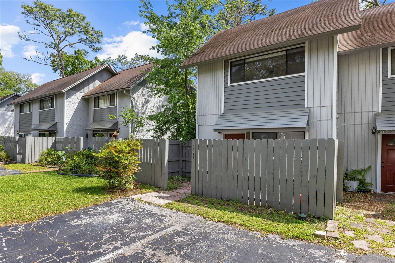 4421 NW 41ST PL