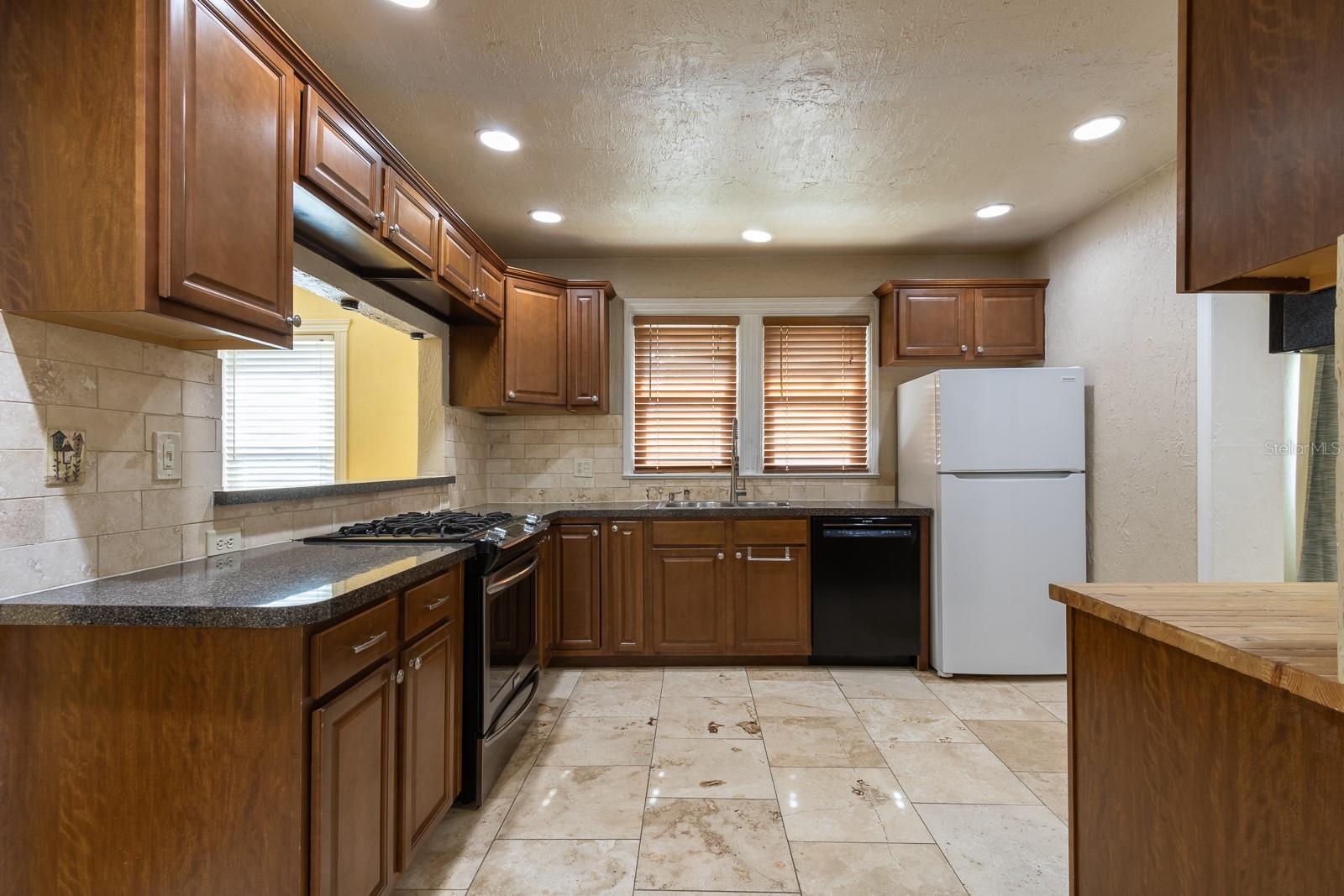1017 NW 31ST AVE