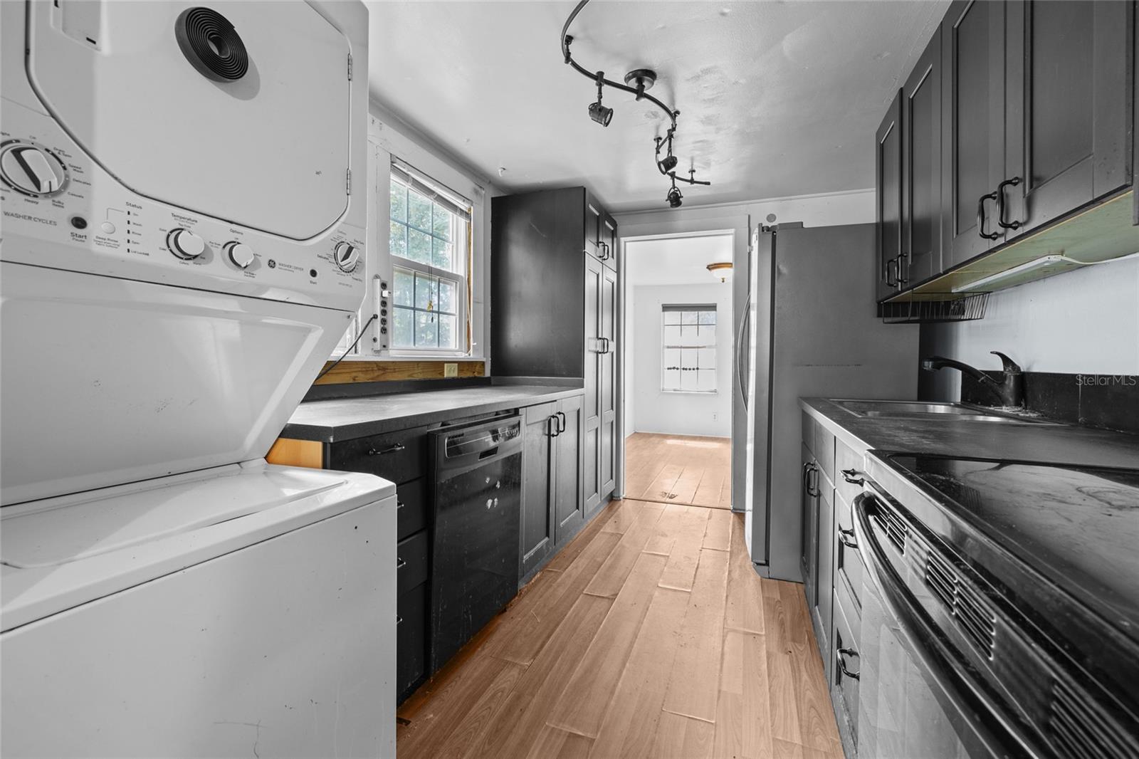 3220 NW 20TH ST