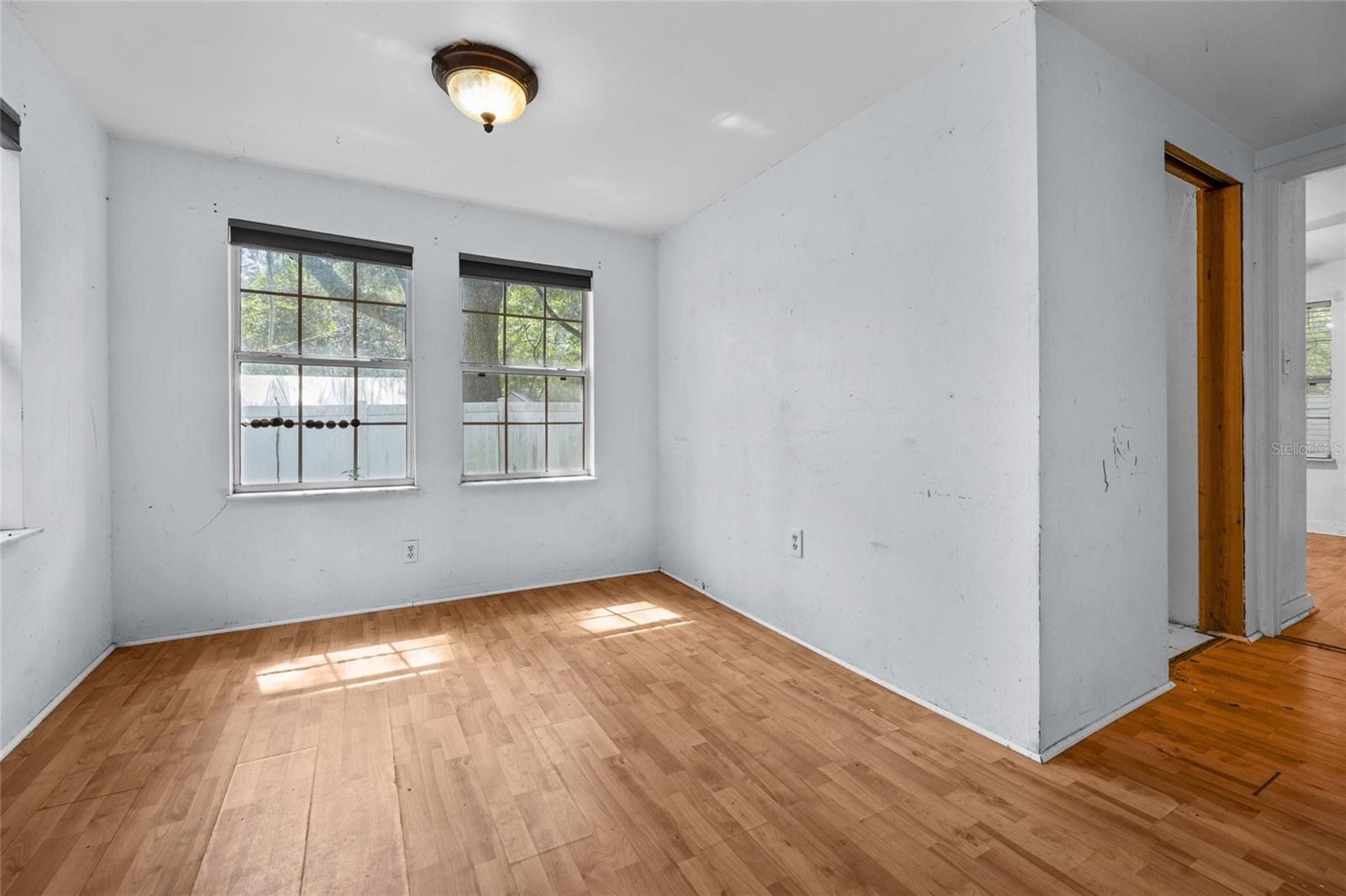 3220 NW 20TH ST
