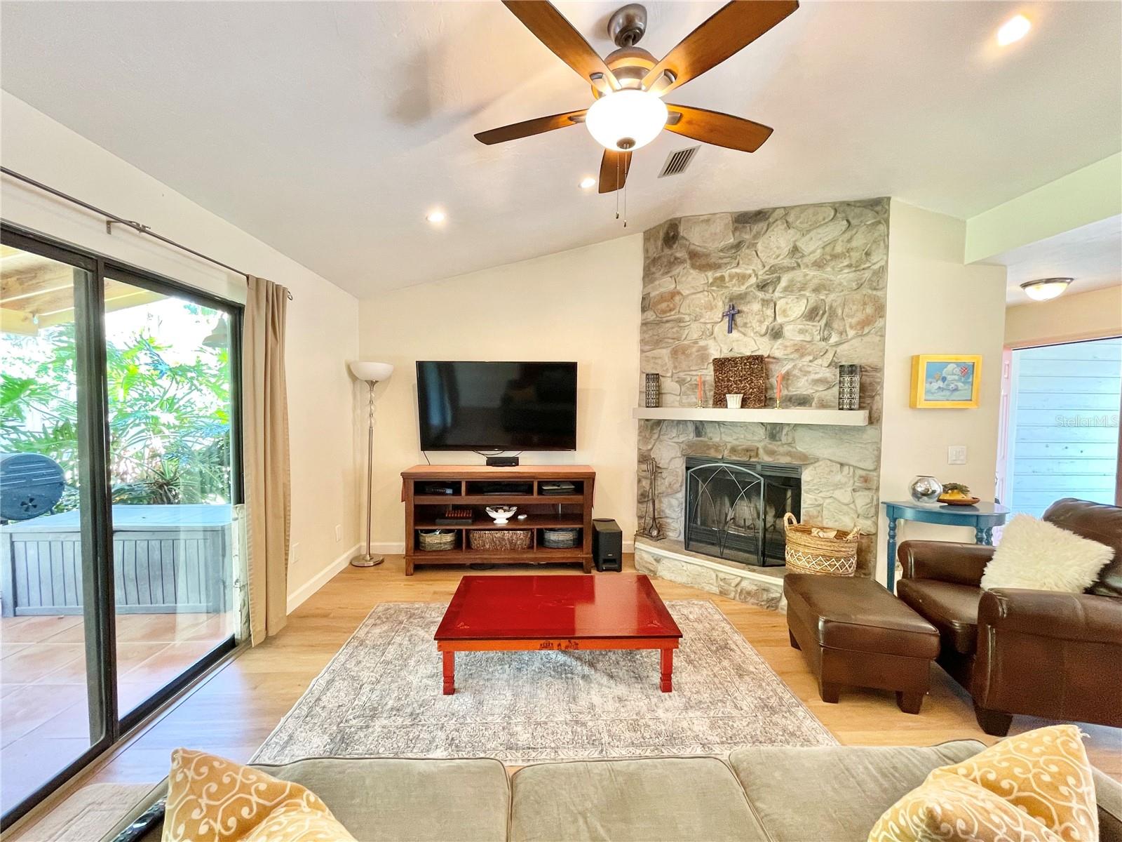 4370 NW 60TH TER