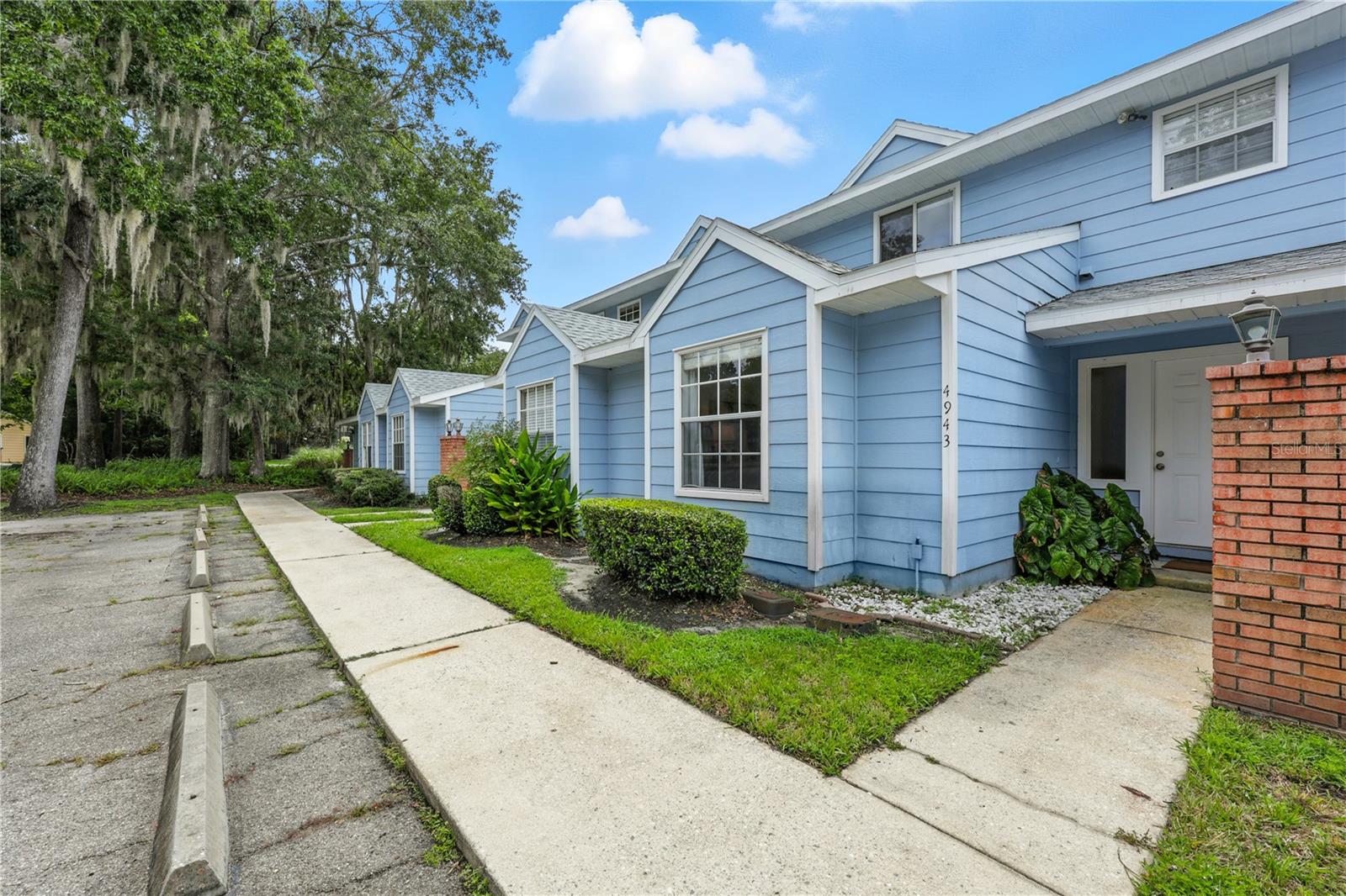 4943 NW 2ND PL #404