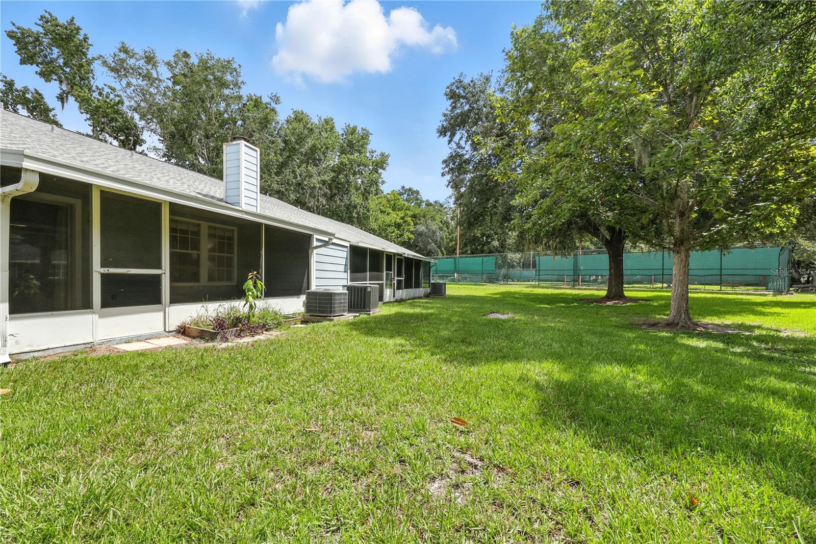 4943 NW 2ND PL #404