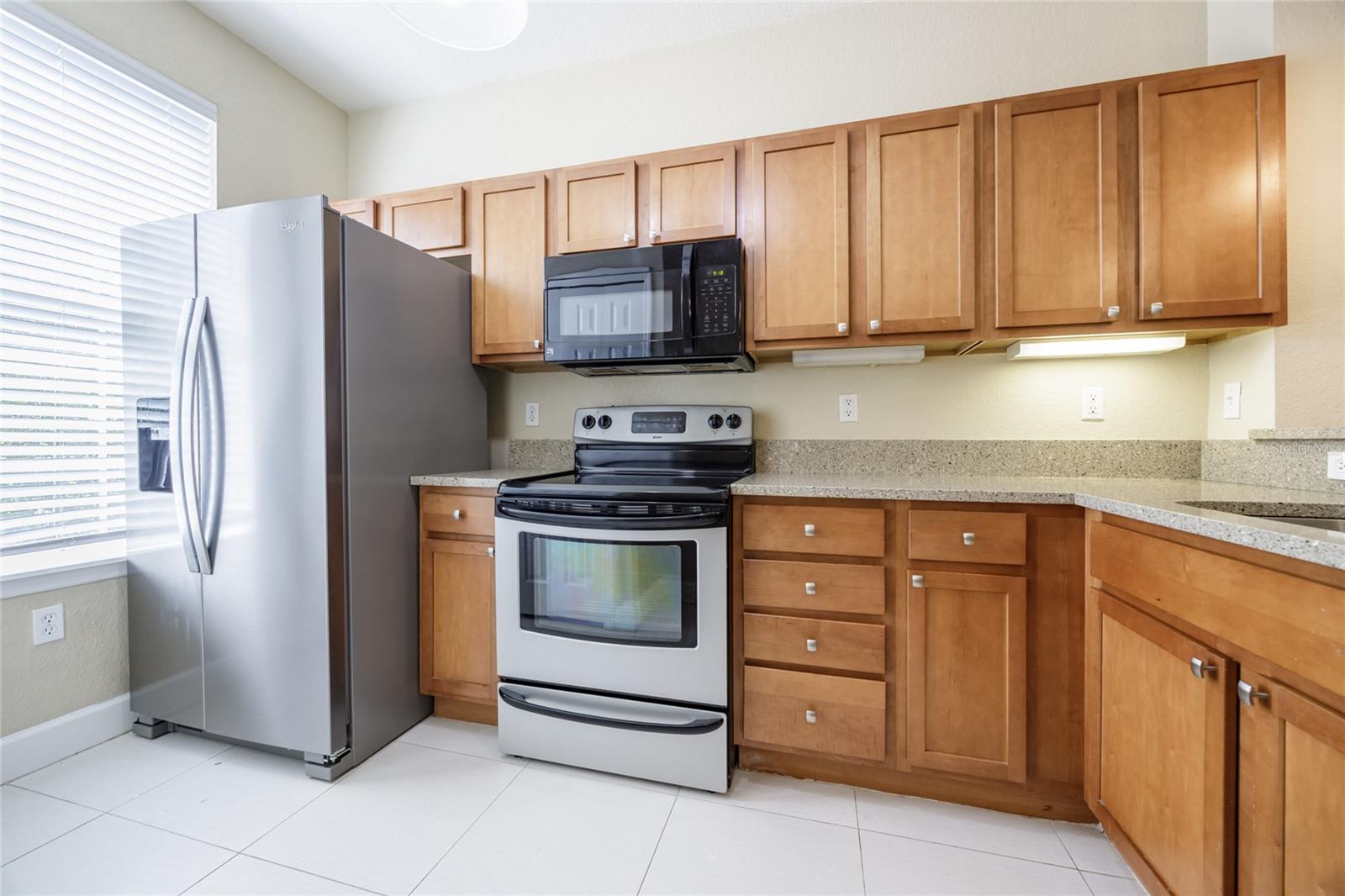 2508 SW 35TH PL #Q101