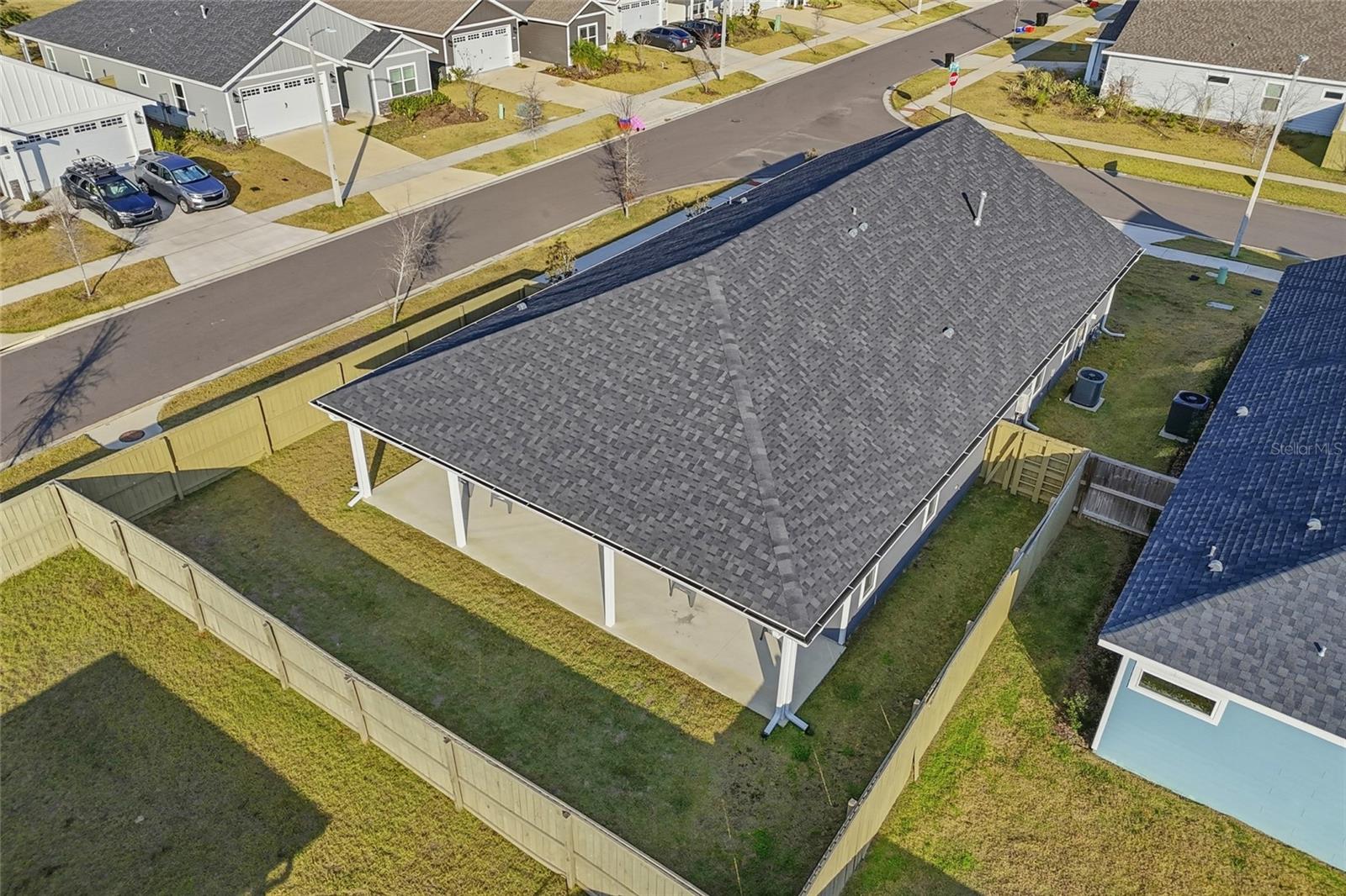 1402 SW 67TH DR