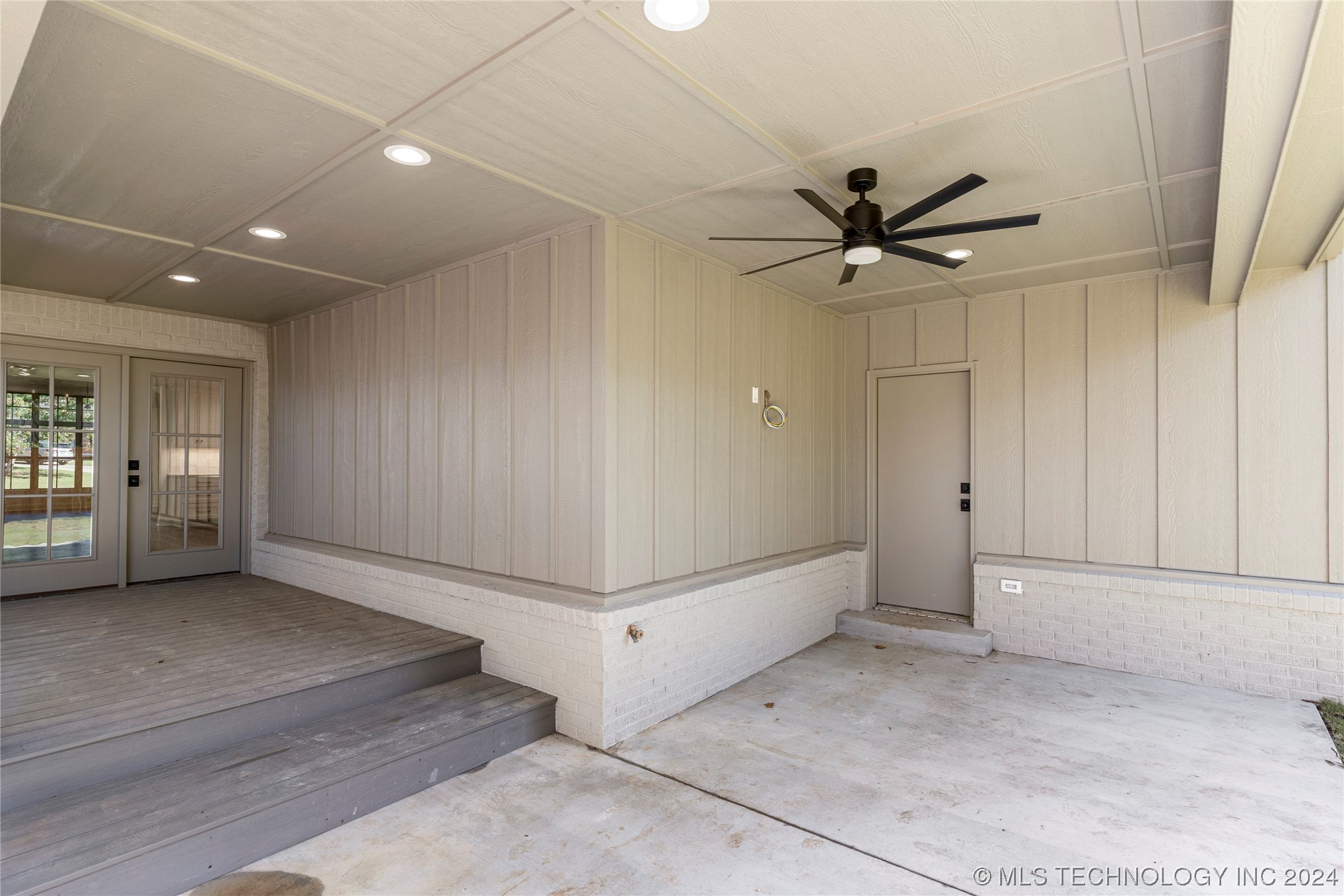 3346 S Wheeling Avenue