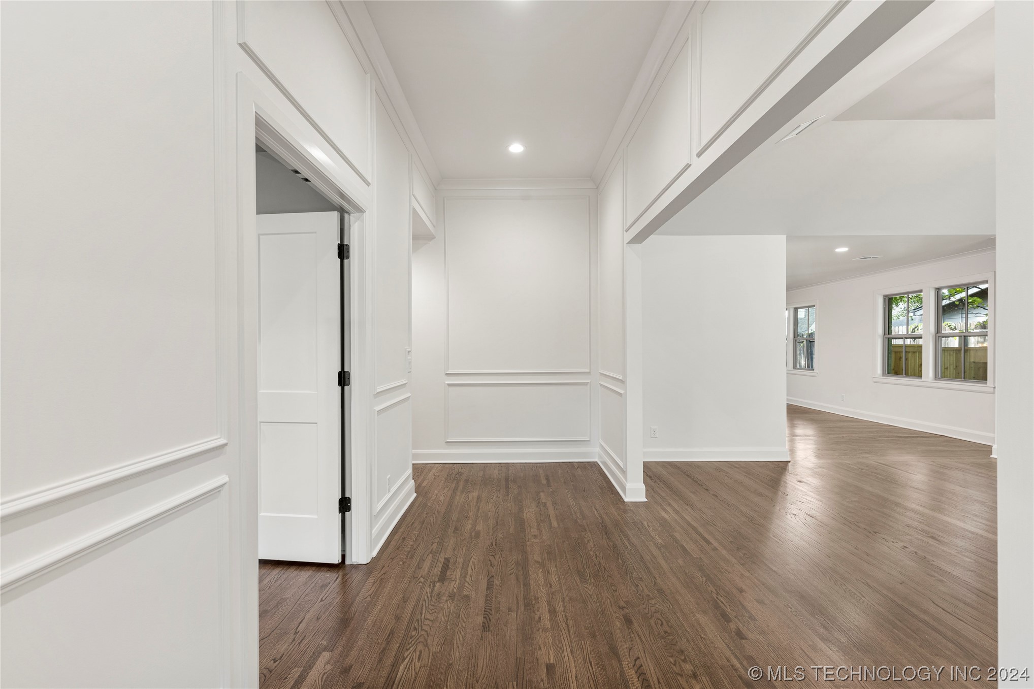 3346 S Wheeling Avenue