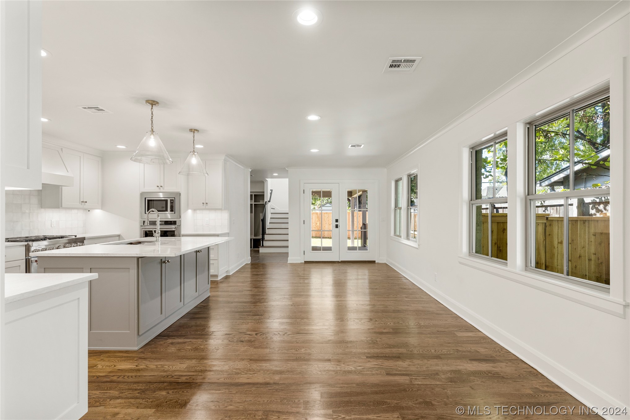 3346 S Wheeling Avenue