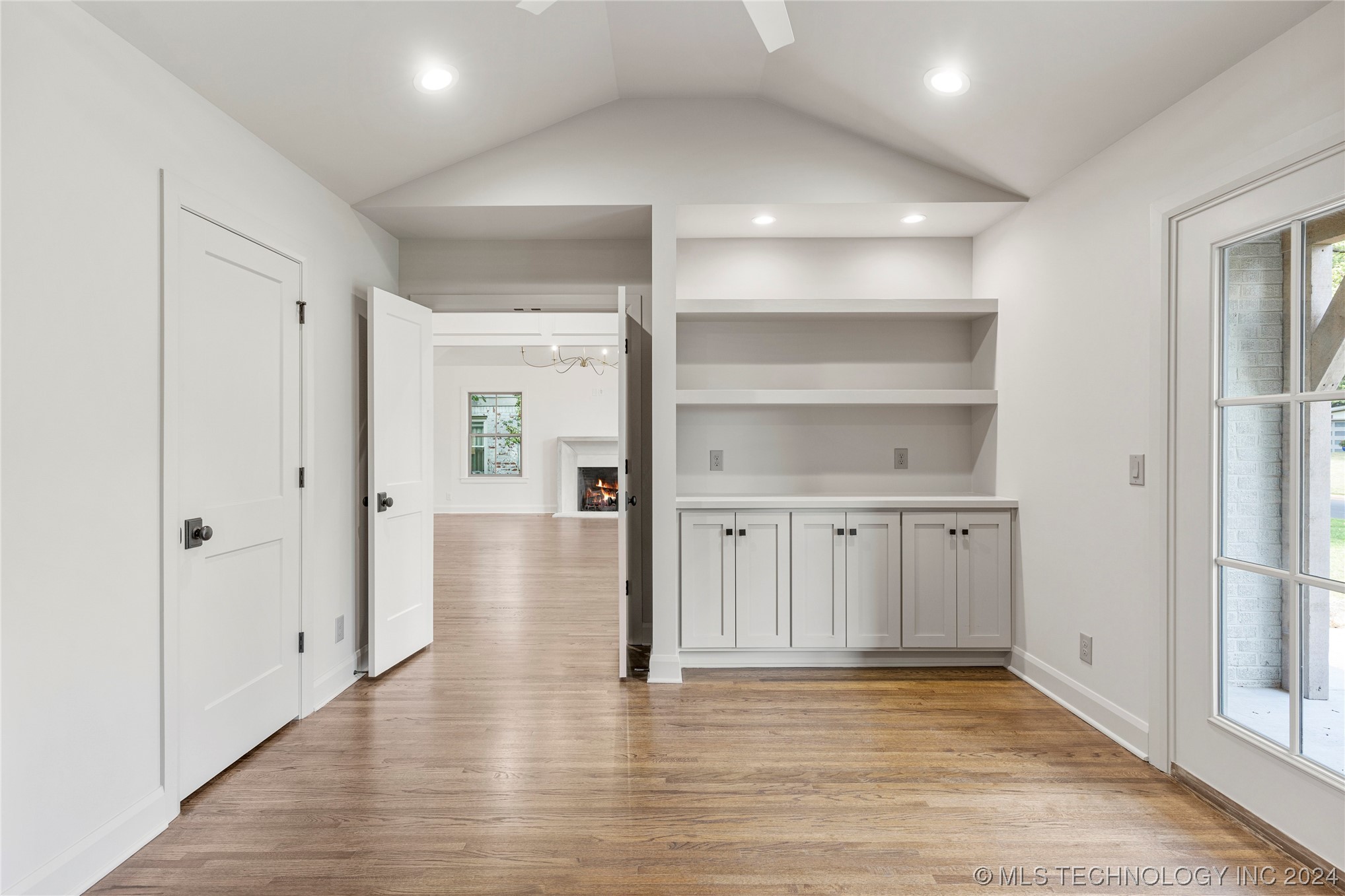 3346 S Wheeling Avenue