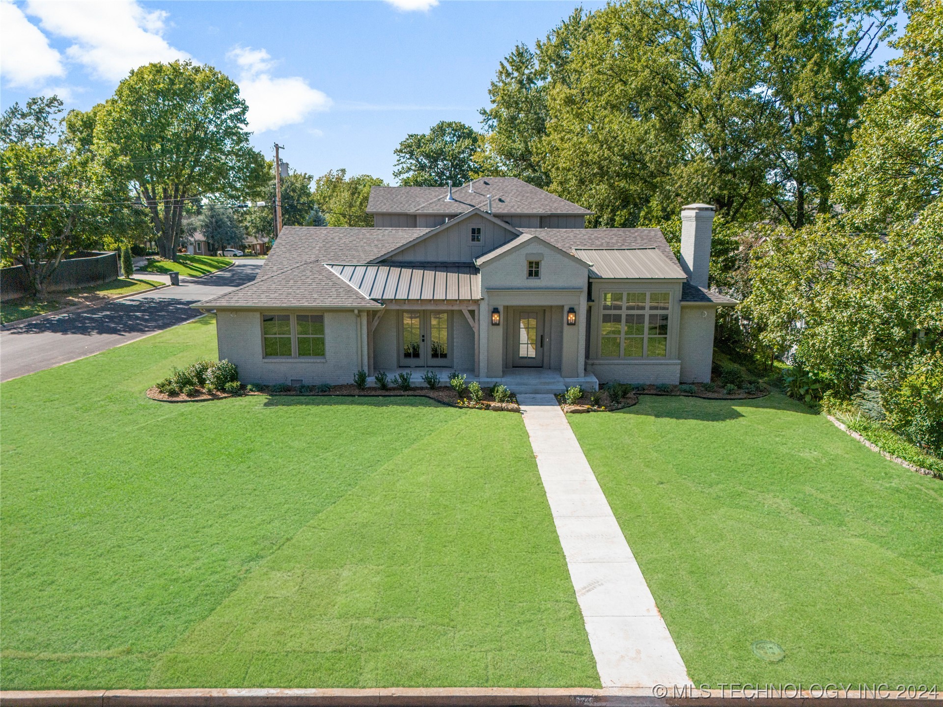 3346 S Wheeling Avenue