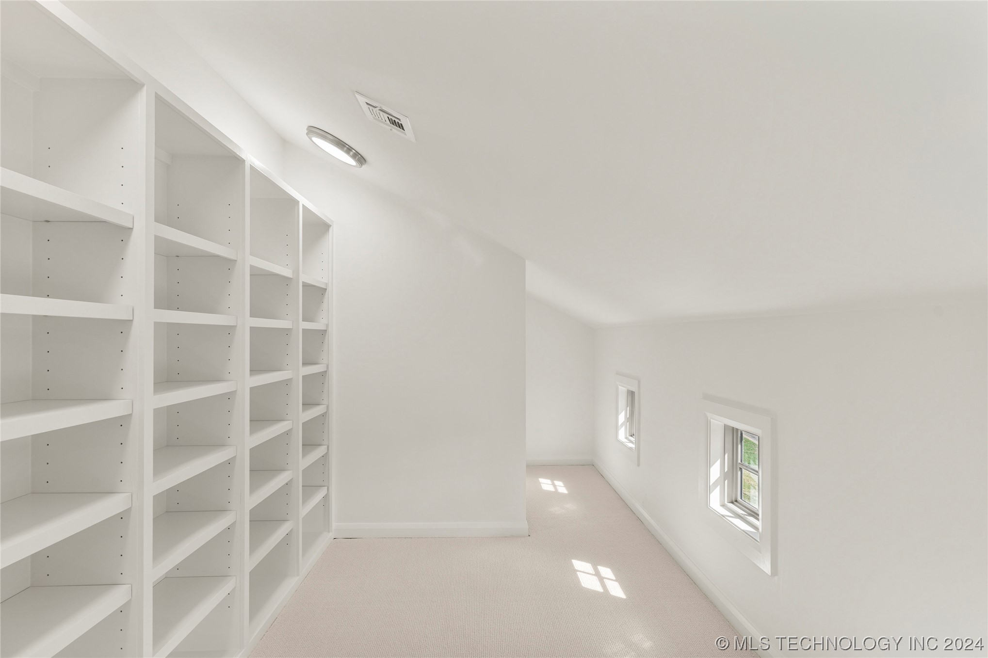 3346 S Wheeling Avenue