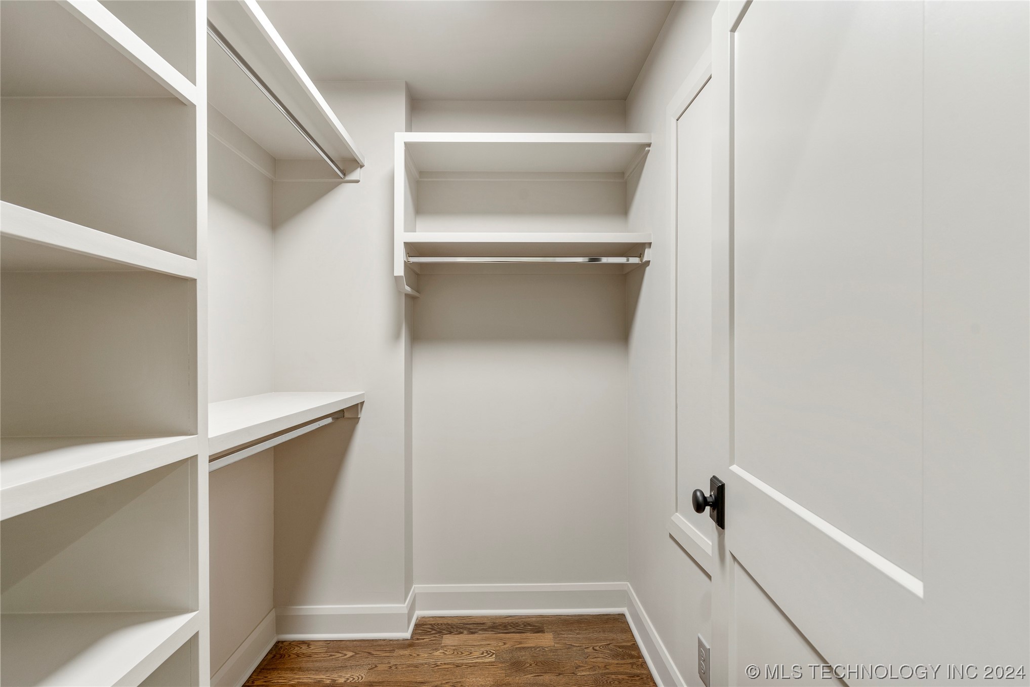 3346 S Wheeling Avenue