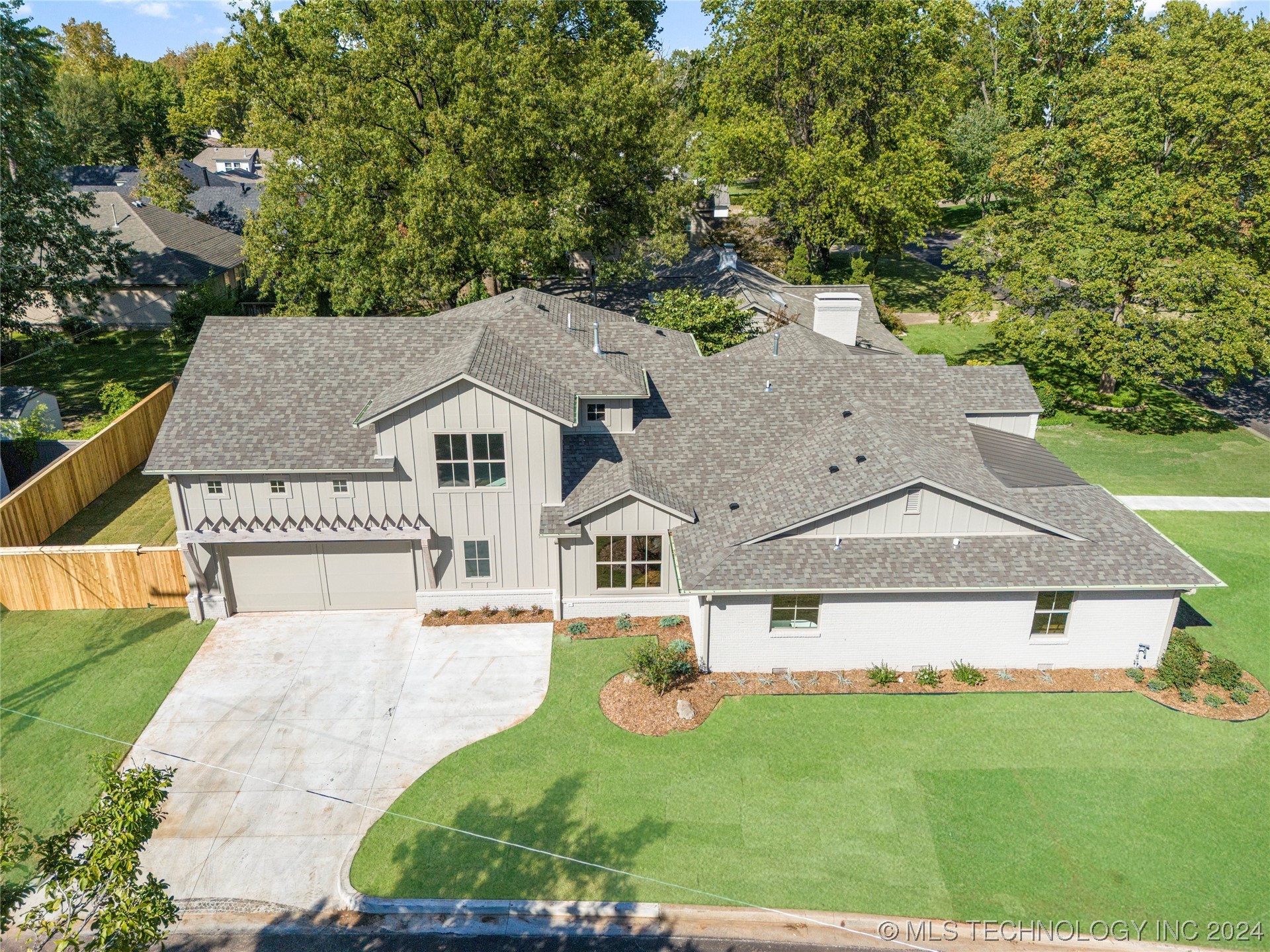 3346 S Wheeling Avenue