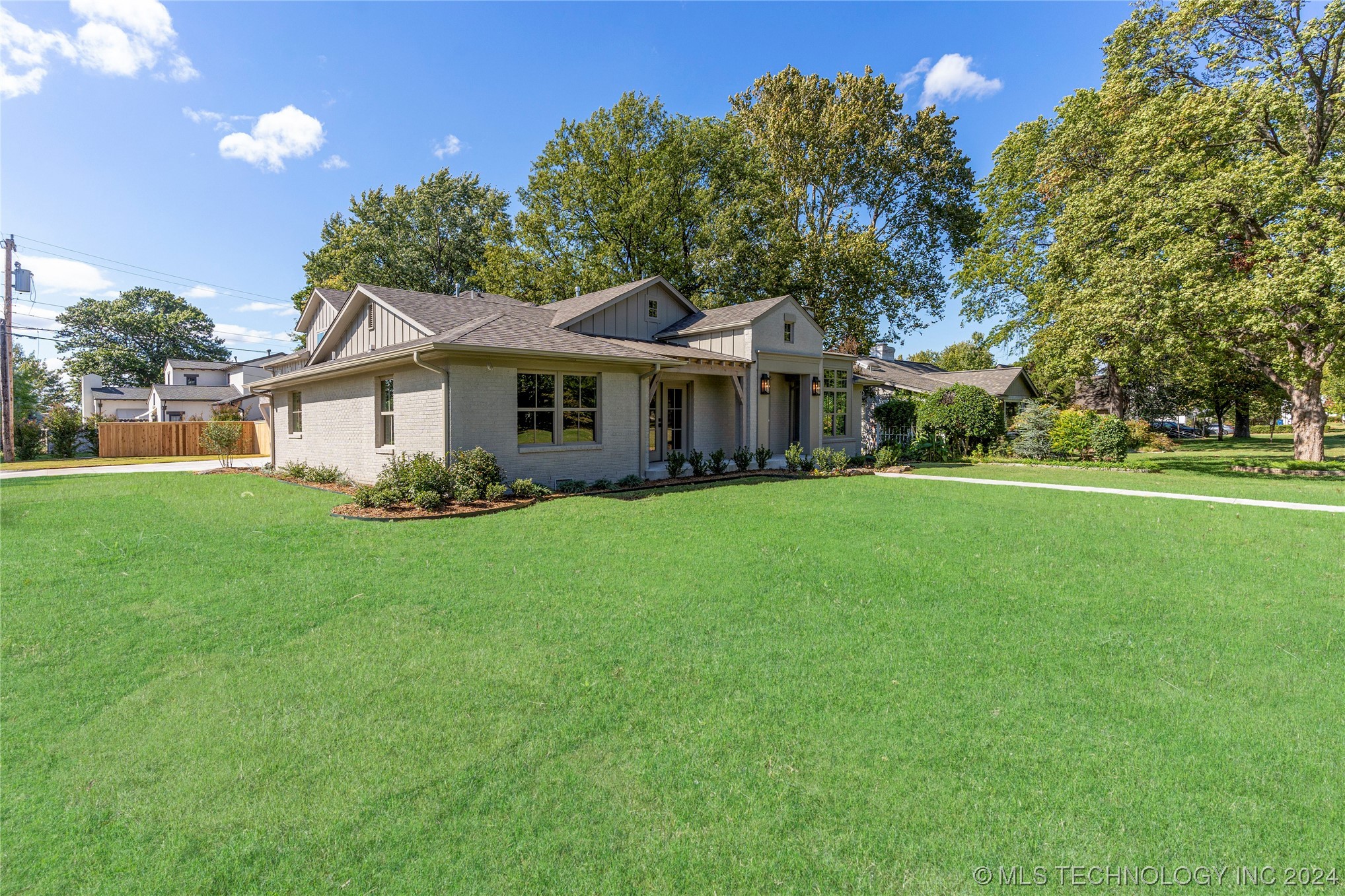 3346 S Wheeling Avenue