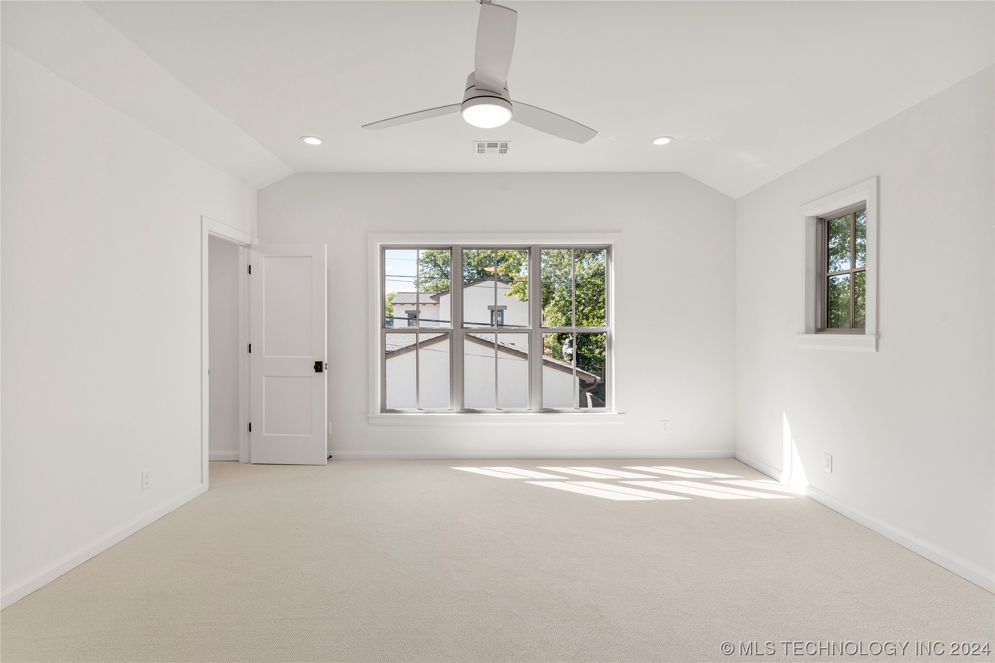 3346 S Wheeling Avenue