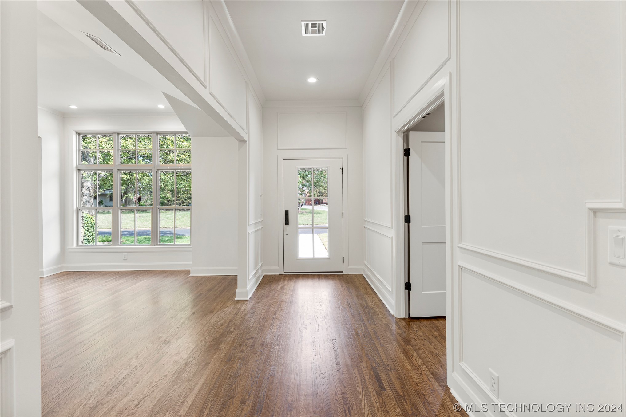 3346 S Wheeling Avenue