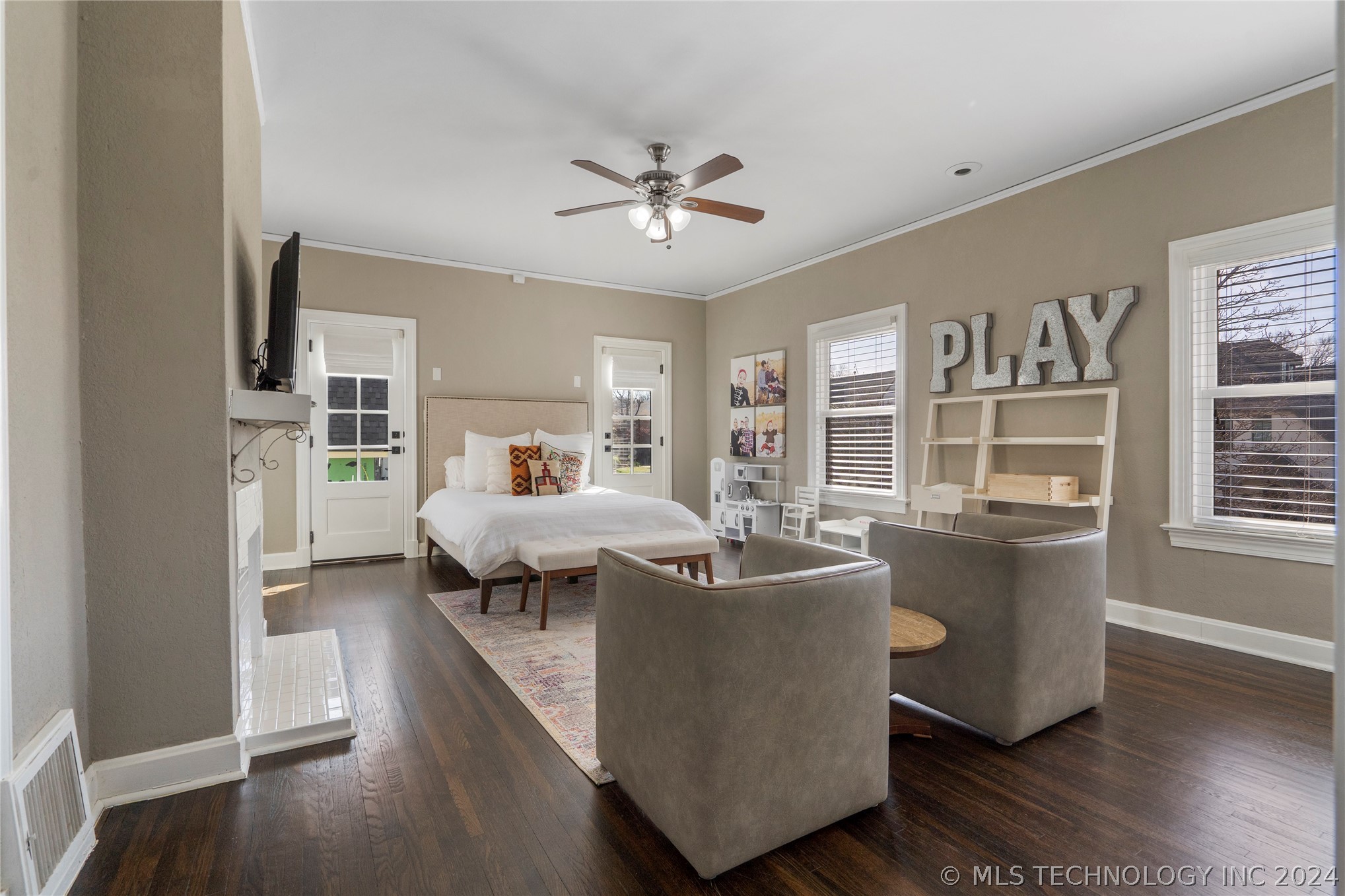 1243 E 28th Street