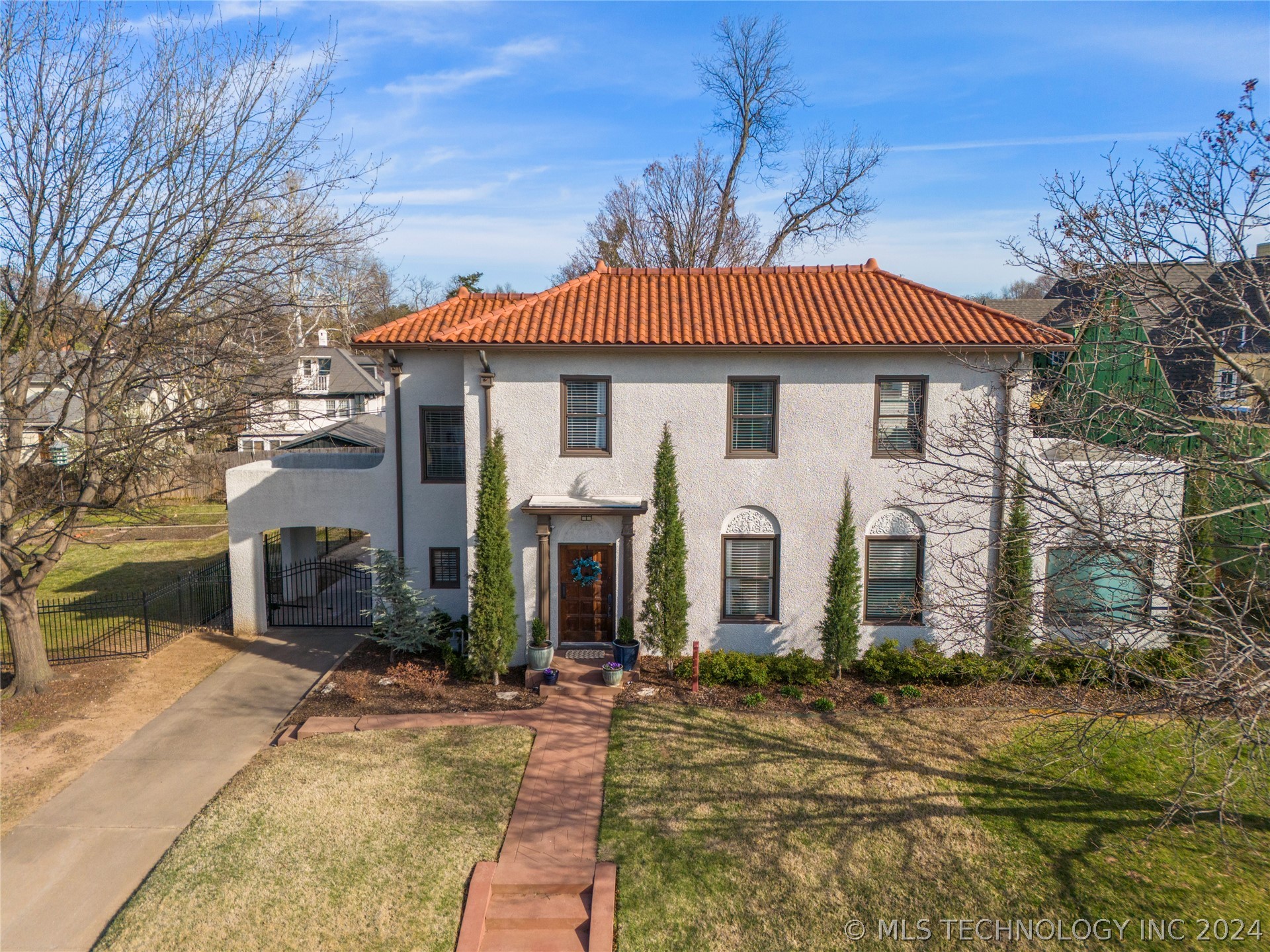 1243 E 28th Street