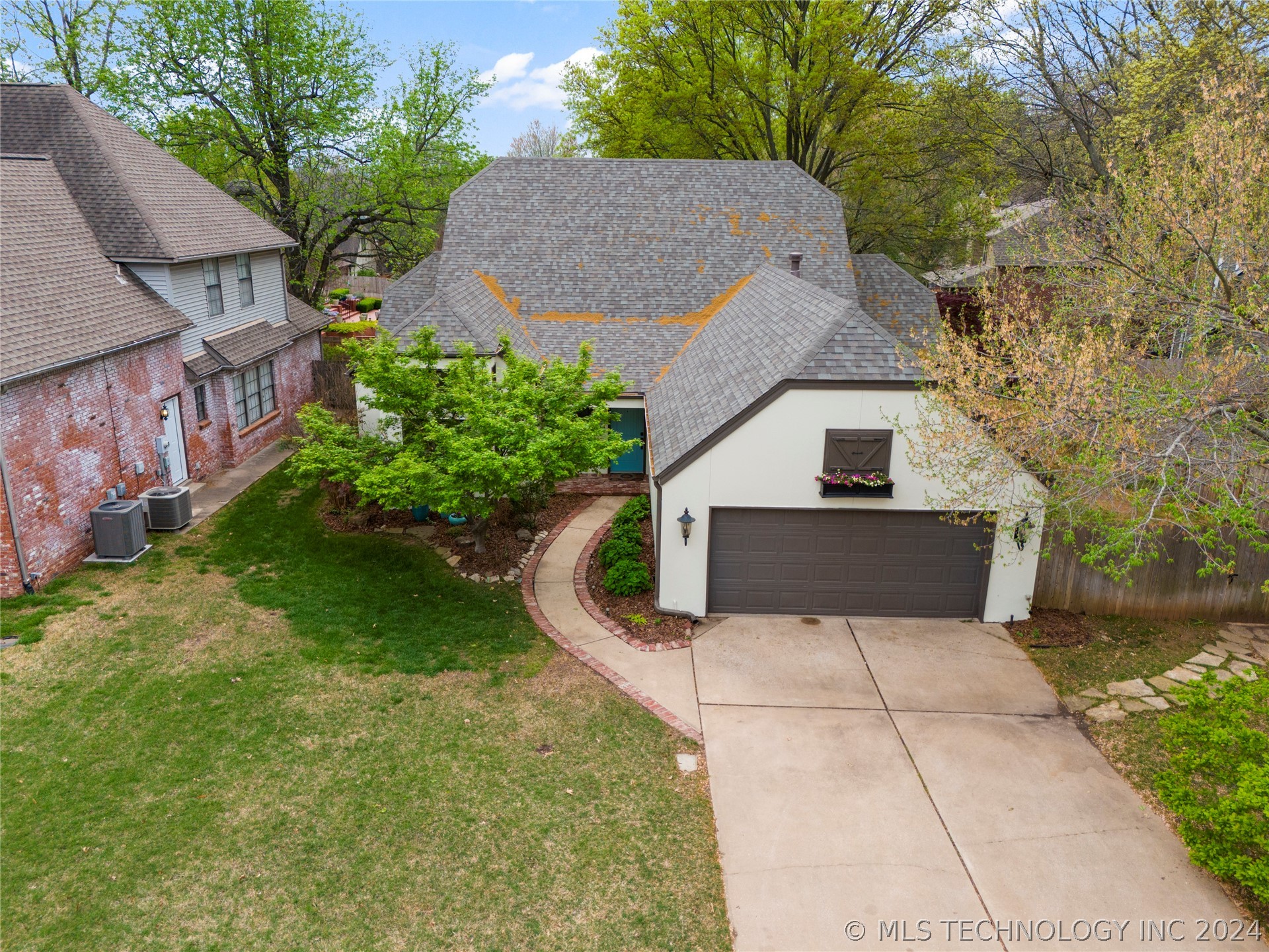 3612 E 87th Street