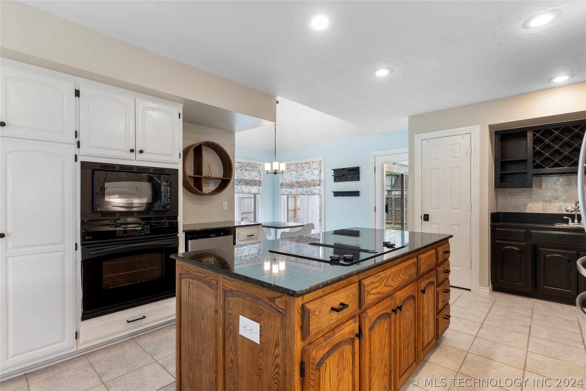 3612 E 87th Street